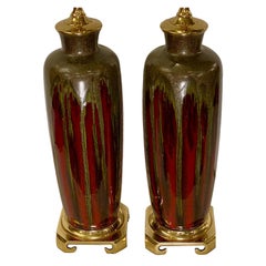 Ein Paar Tischlampen aus glasiertem Porzellan aus der Mitte des Jahrhunderts