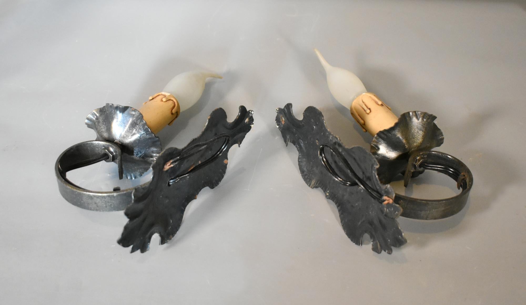 20th Century Pair of Mid Century Gothic Tole Wall Sconces For Sale