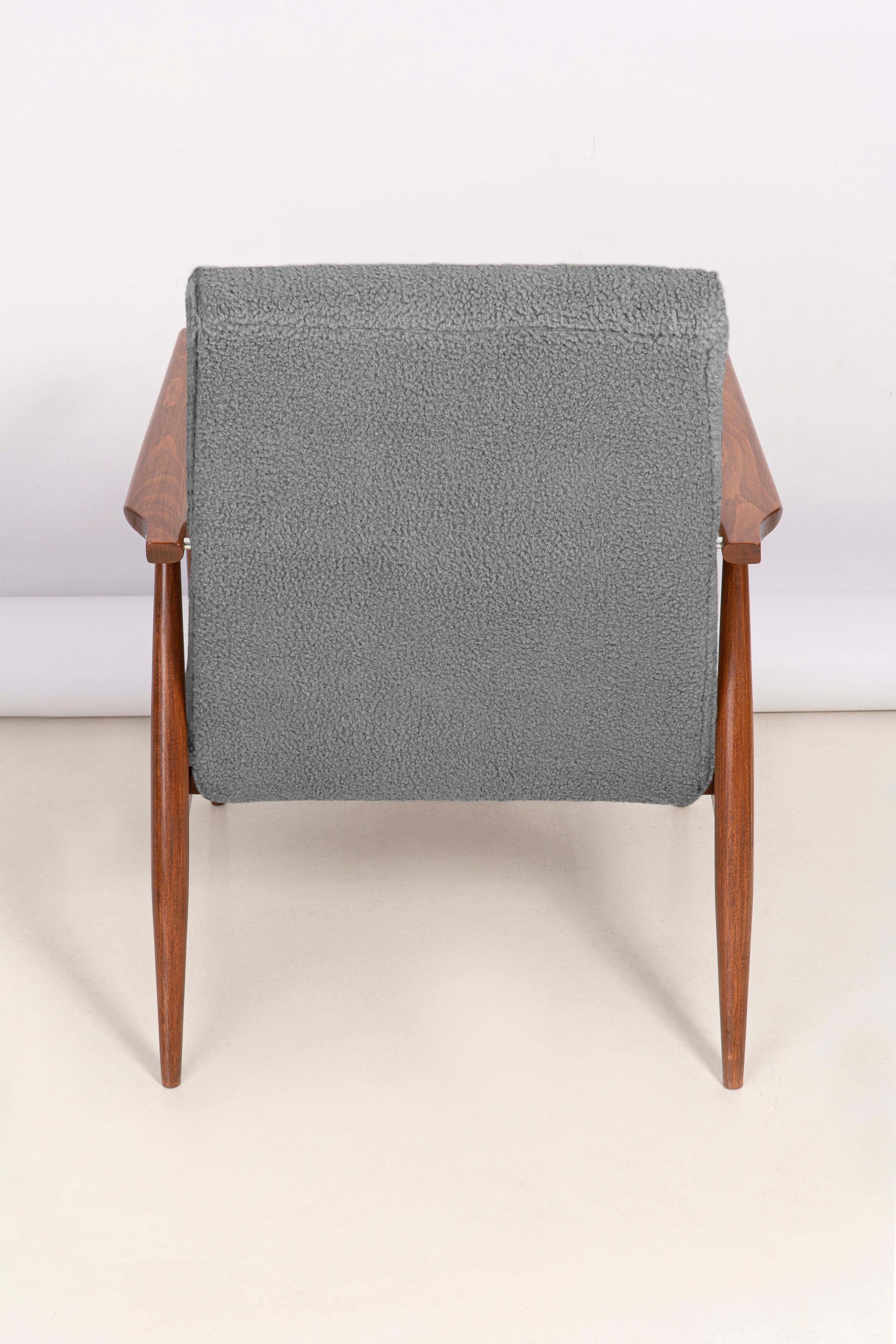 Pair of Mid-Century Grey Bouclé Dante Armchairs, H. Lis, 1960s For Sale 5