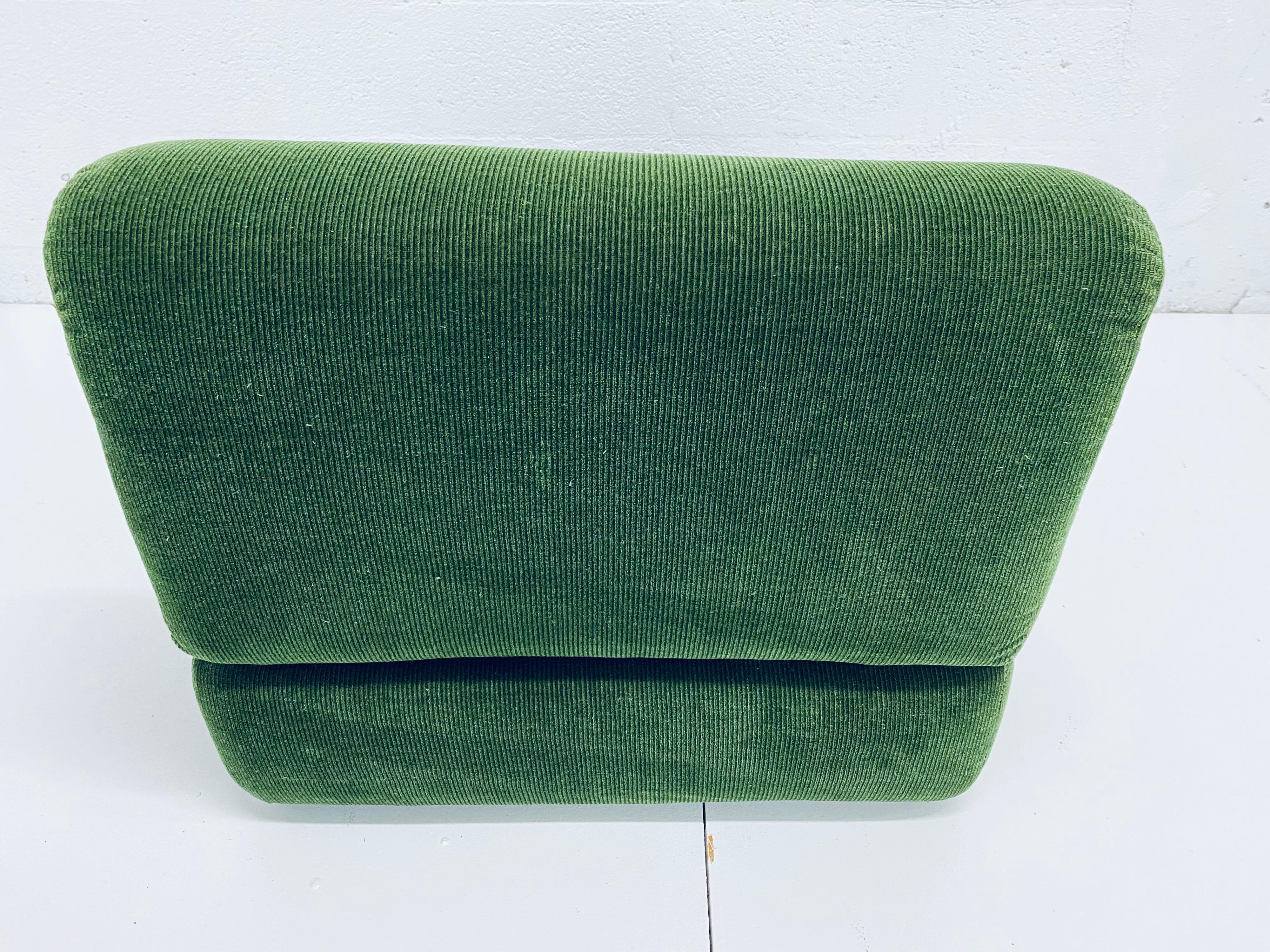 Late 20th Century Pair of Midcentury Green Corduroy Upholstered Convertible Lounge Chair Daybeds