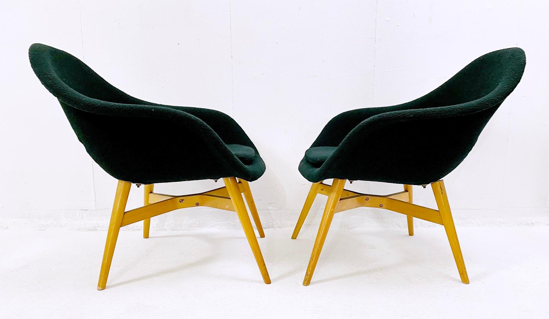 Mid-20th Century Pair of Mid-Century Green Fabric Armchairs by Miroslav Navratil, Czech Republic