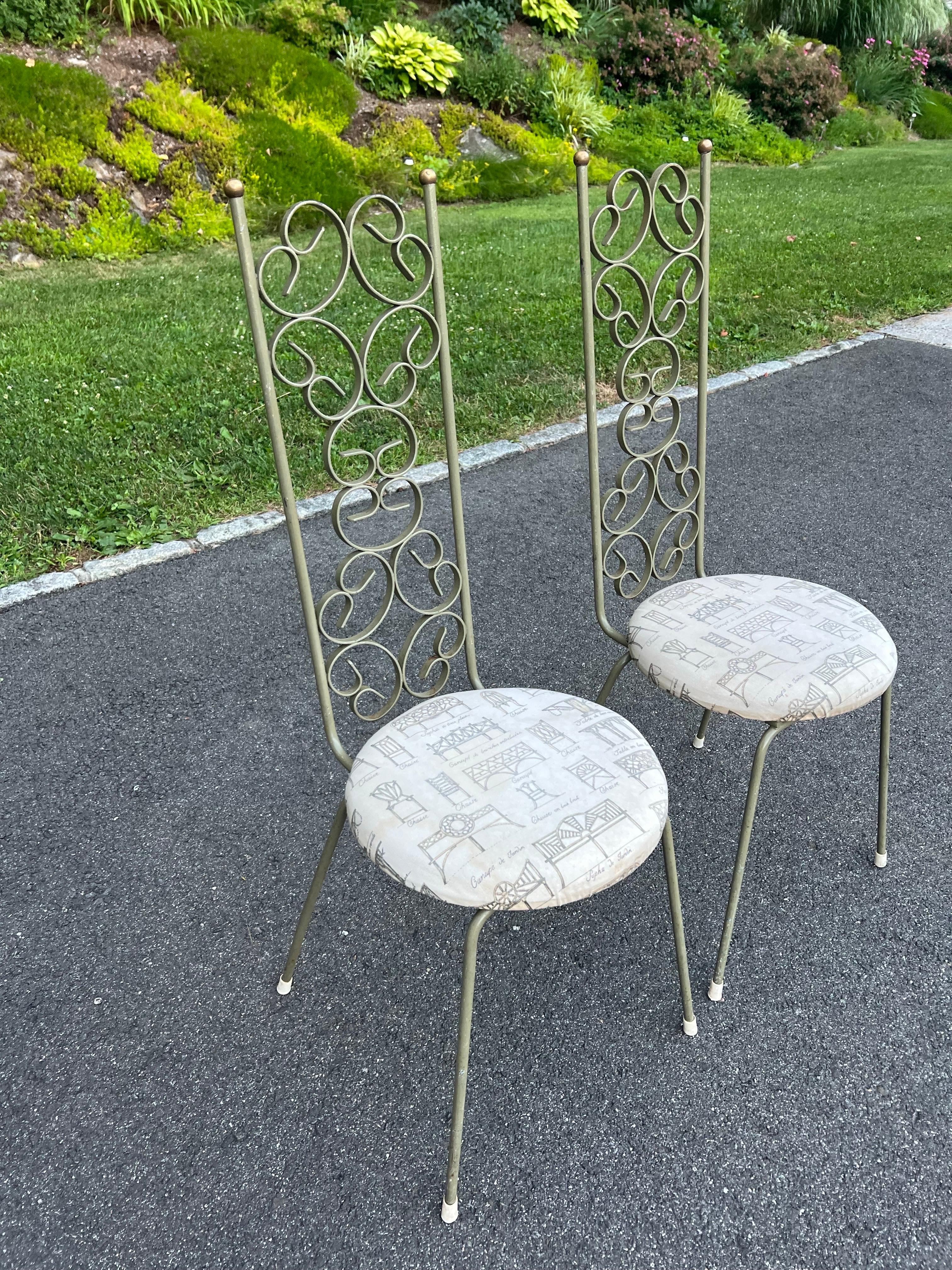Métal Paire de chaises de bistro Grenada du milieu du siècle par Arthur Umanoff en vente