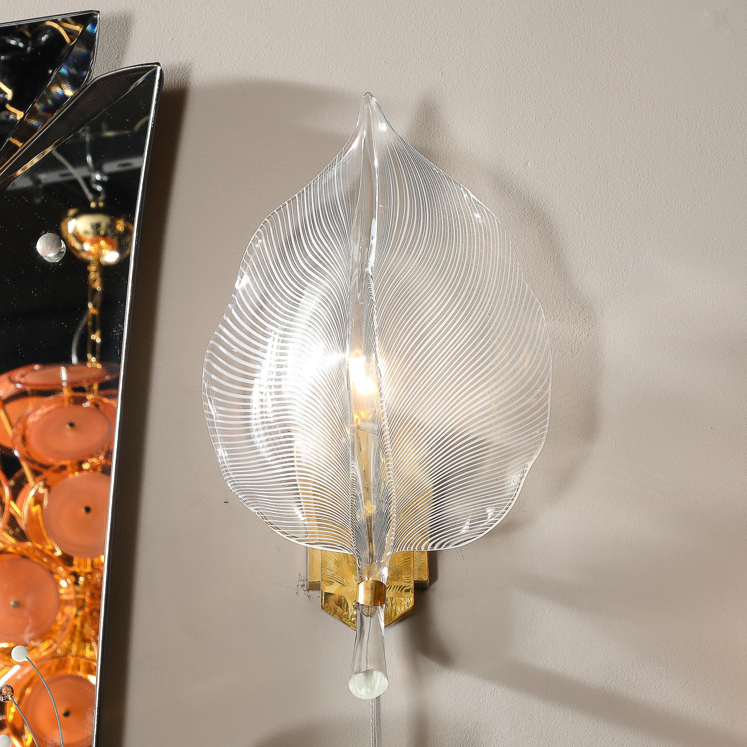 Paire d'appliques à feuilles striées en verre de Murano soufflé à la main du milieu du siècle dernier par Franco Luce en vente 6