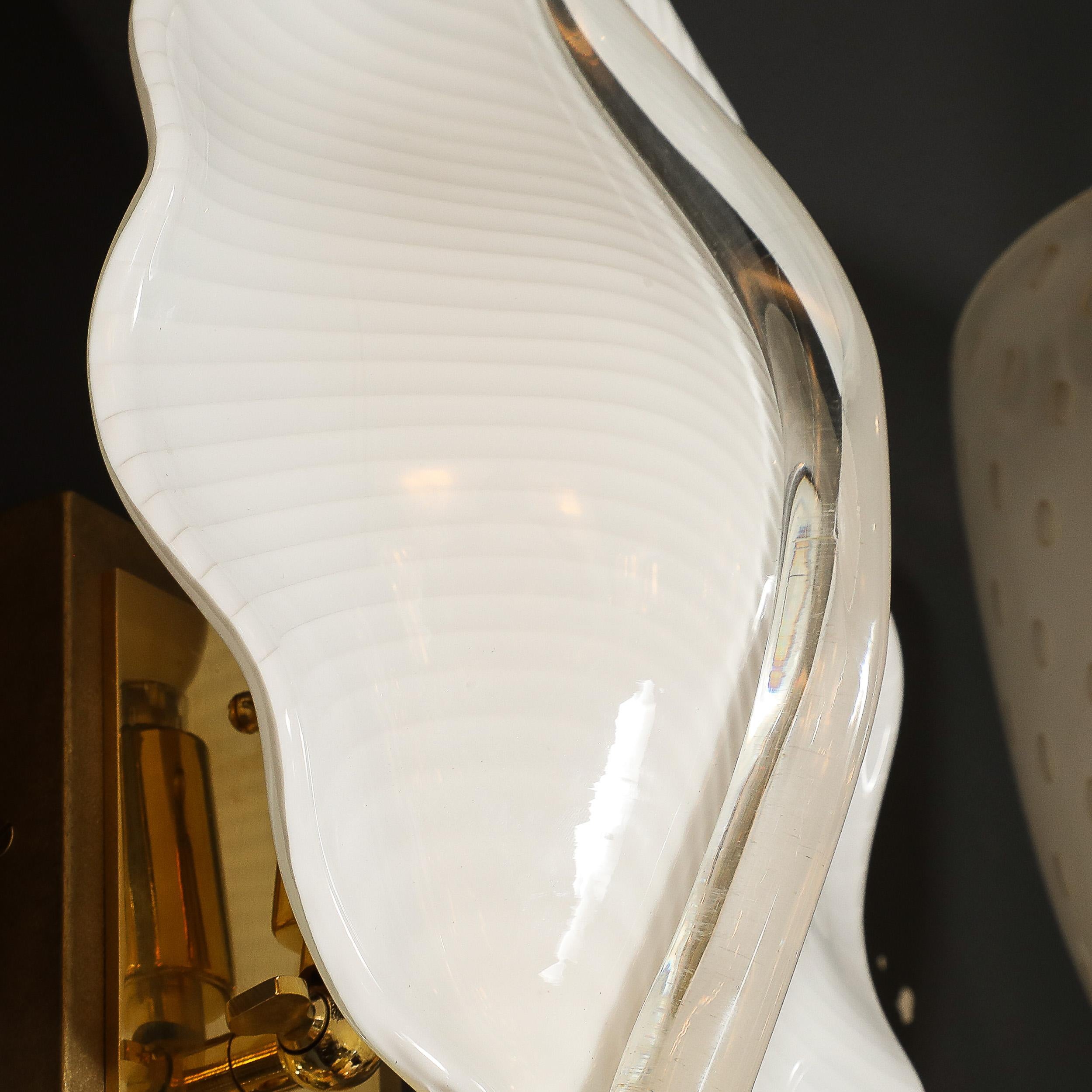Pair of Mid-Century Hand-Blown Murano Glass Striated Leaf Sconces by Franco Luce For Sale 5