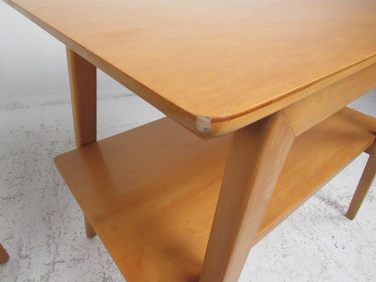 Pair of Midcentury Heywood Wakefield Style End Tables For Sale at