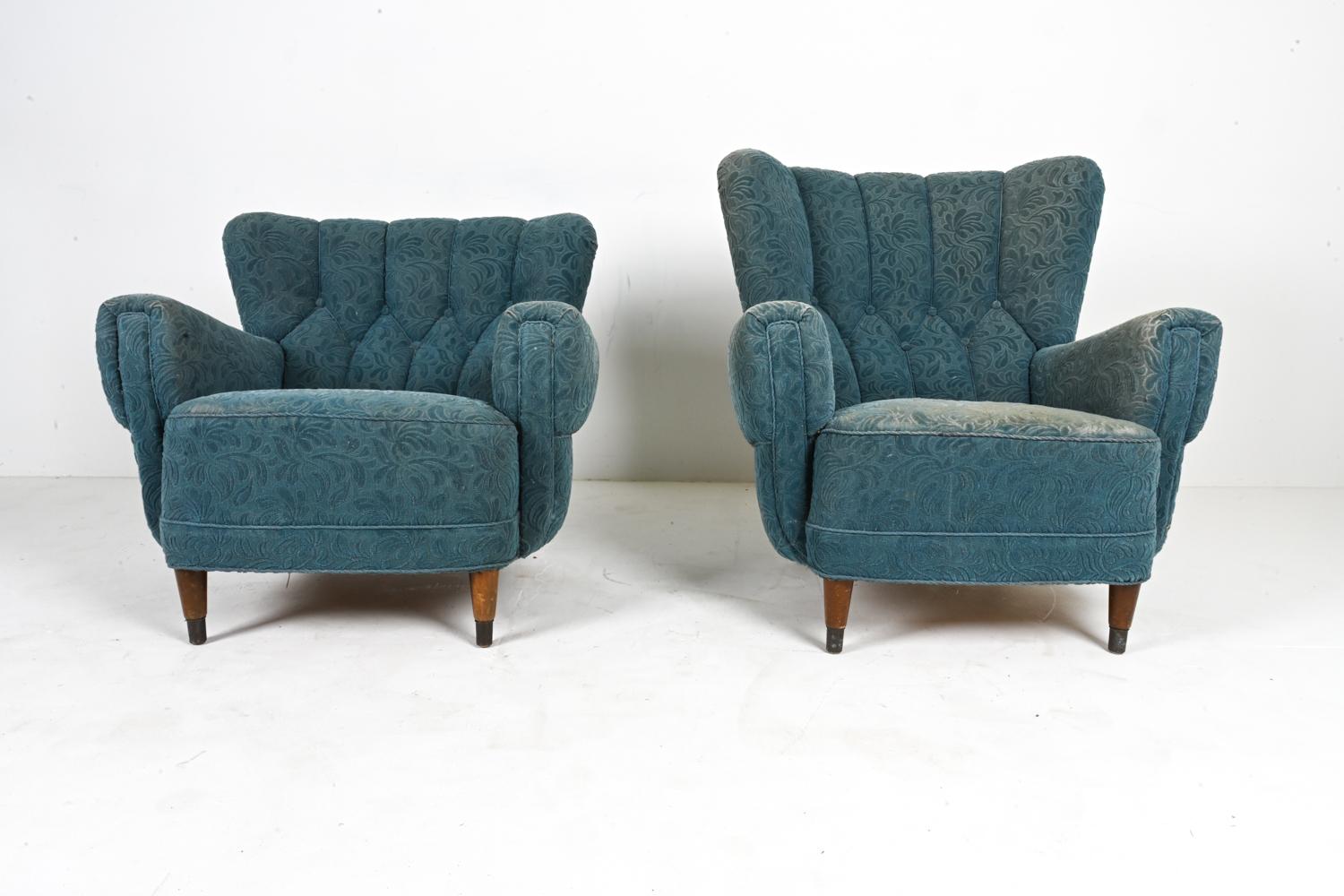 Paire de fauteuils « His & Hers » du milieu du siècle dernier dans le style de Flemming Lassen Bon état - En vente à Norwalk, CT