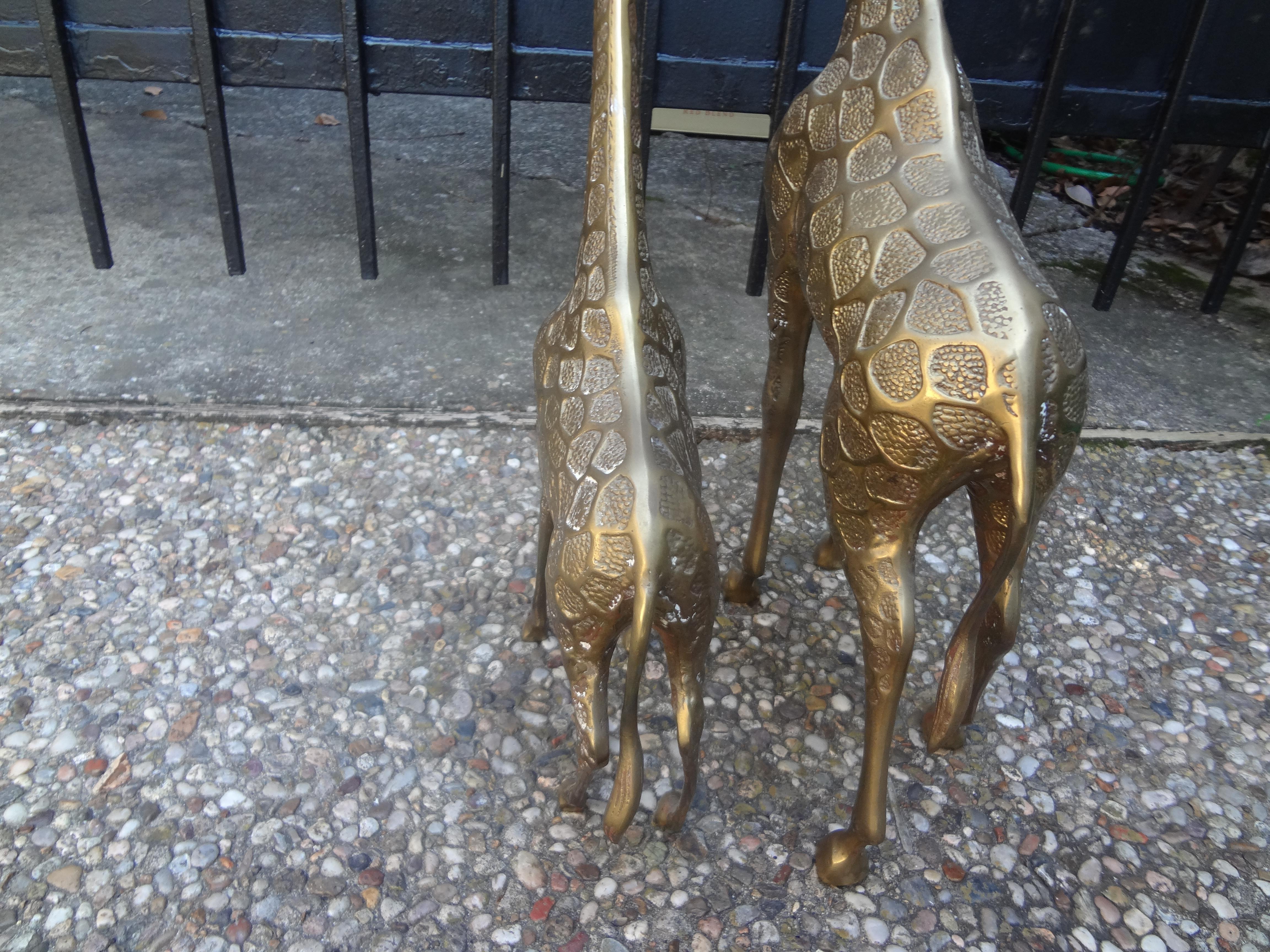 Pair of Midcentury Hollywood Regency Brass Giraffe Statues For Sale 7