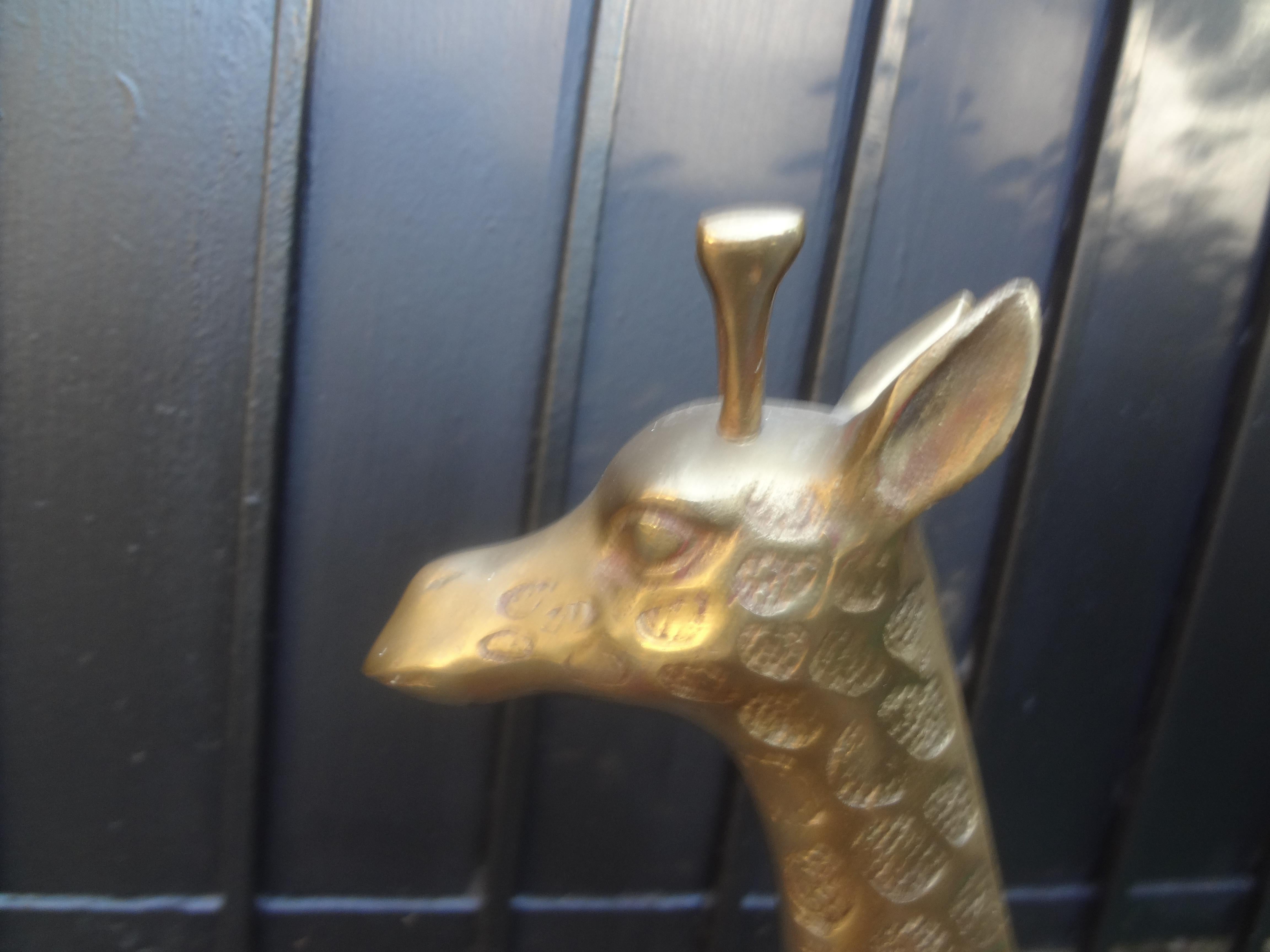 Pair of Midcentury Hollywood Regency Brass Giraffe Statues In Good Condition For Sale In Houston, TX