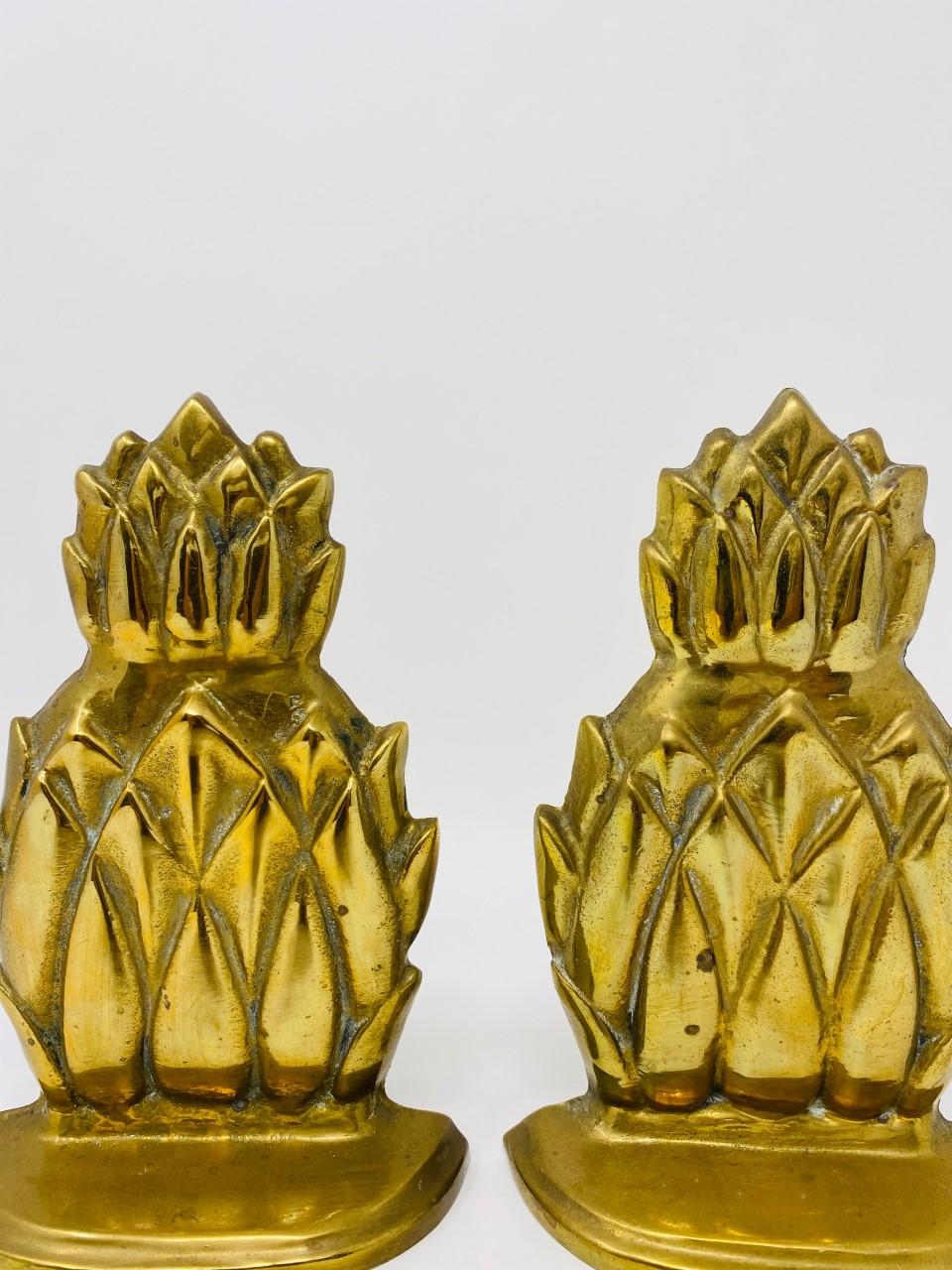 Pair of Mid Century Hollywood Regency Brass Pineapple Bookends For Sale 3