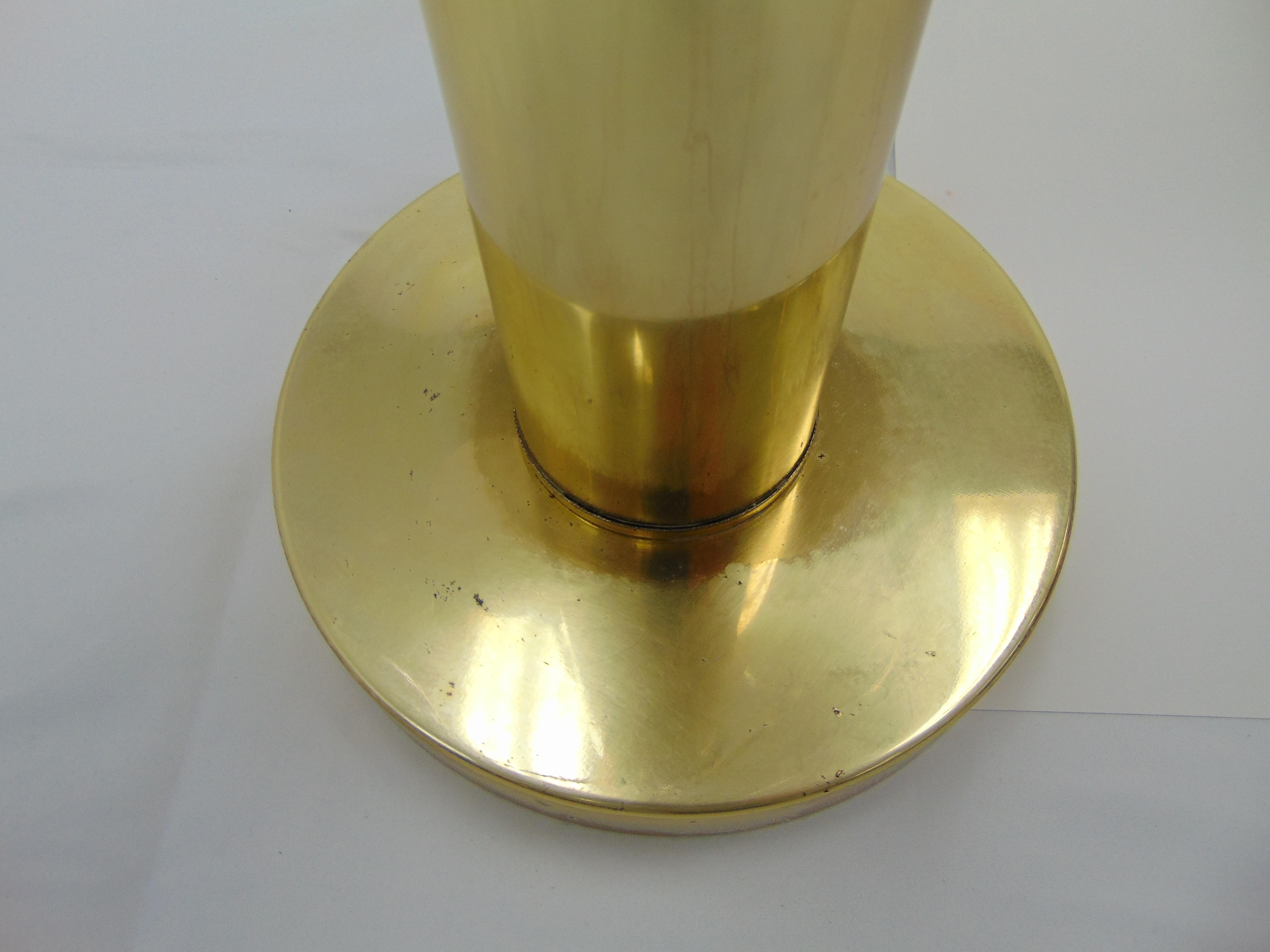 Pair of Midcentury Hollywood Regency Brass Waterfall Table Lamps For Sale 8