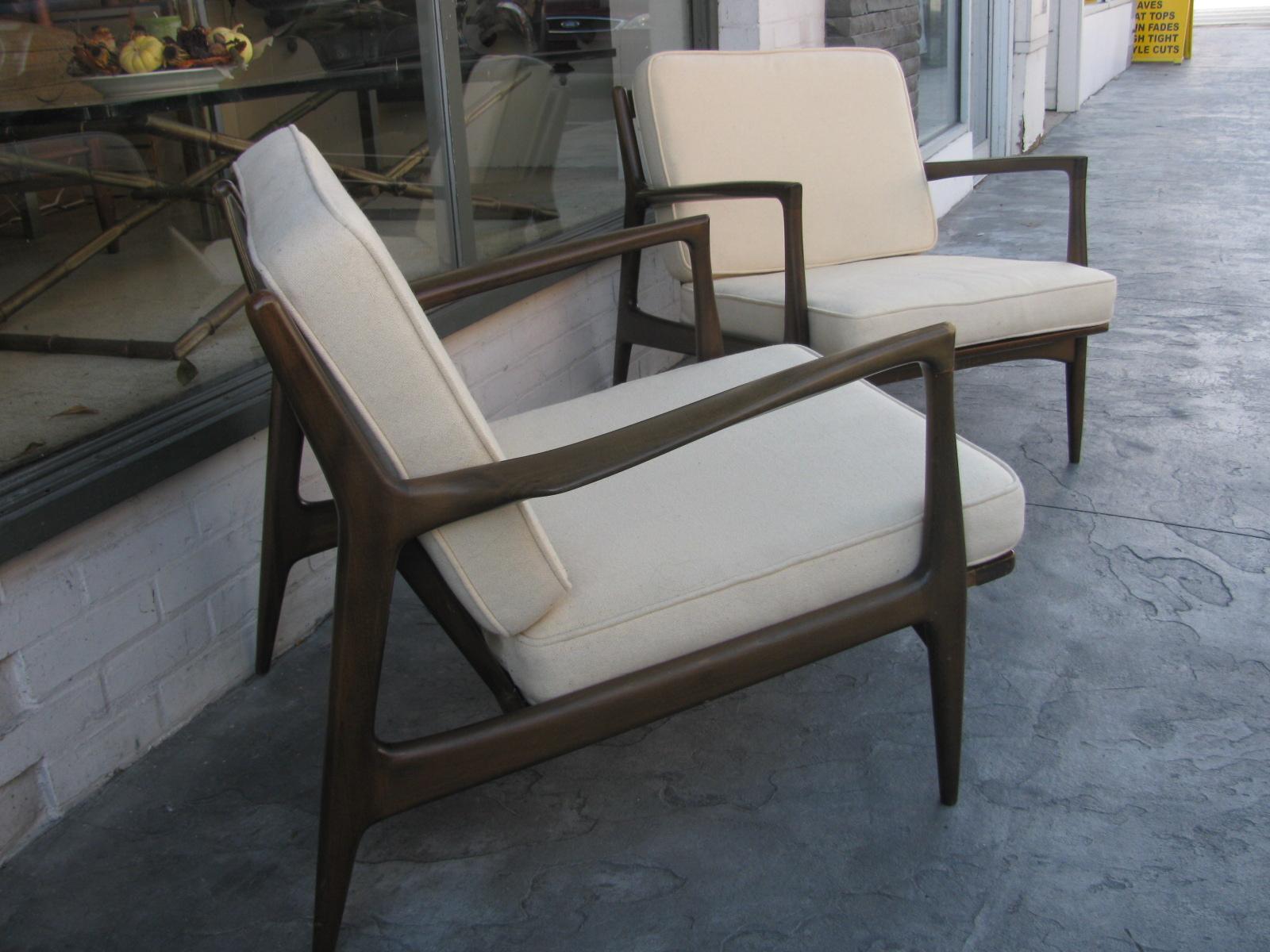 Pair of Mid Century Modern Ib Kofod Larsen Danish Lounge Chairs for Selig 8
