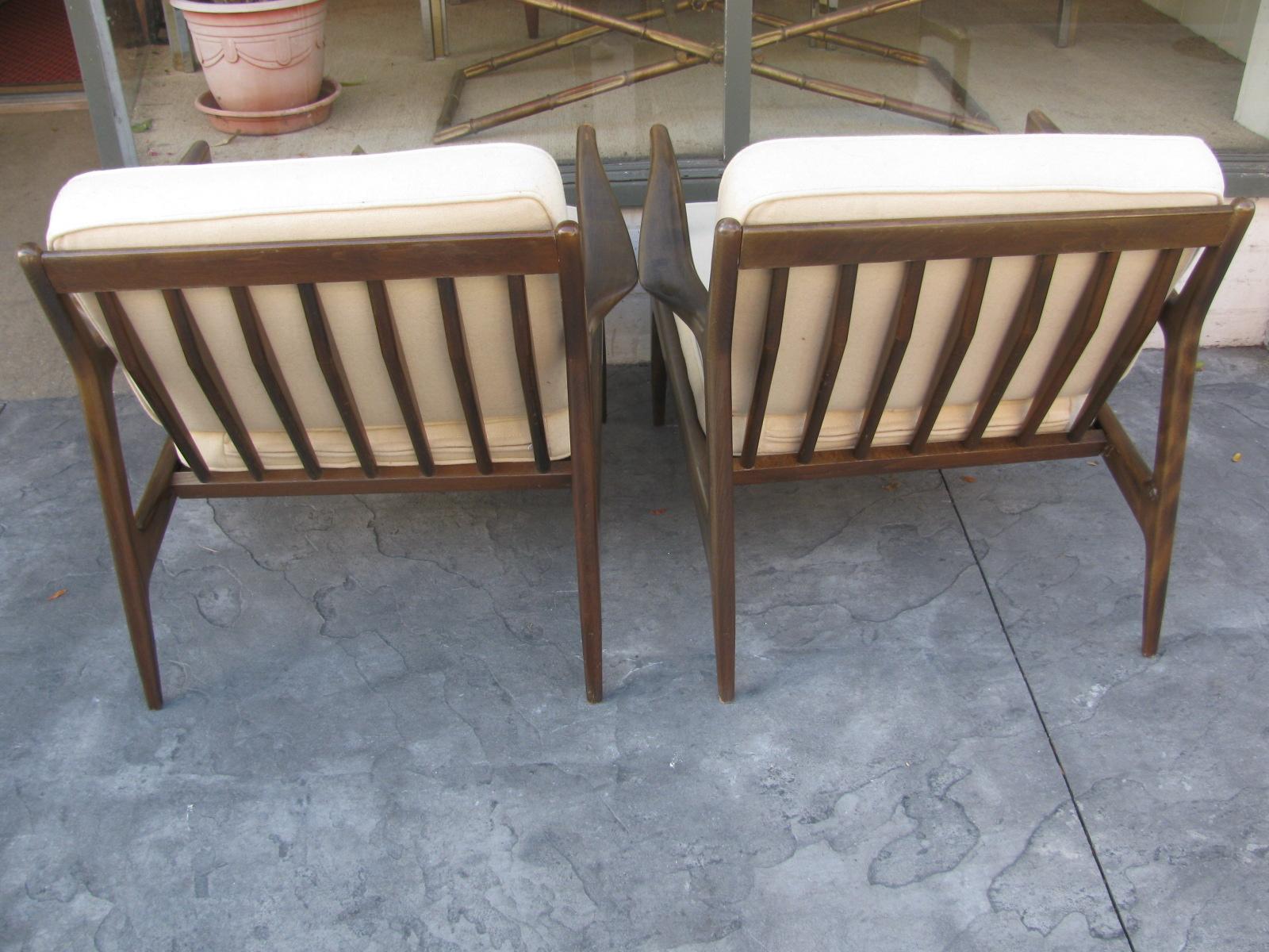 Pair of Mid Century Modern Ib Kofod Larsen Danish Lounge Chairs for Selig 1