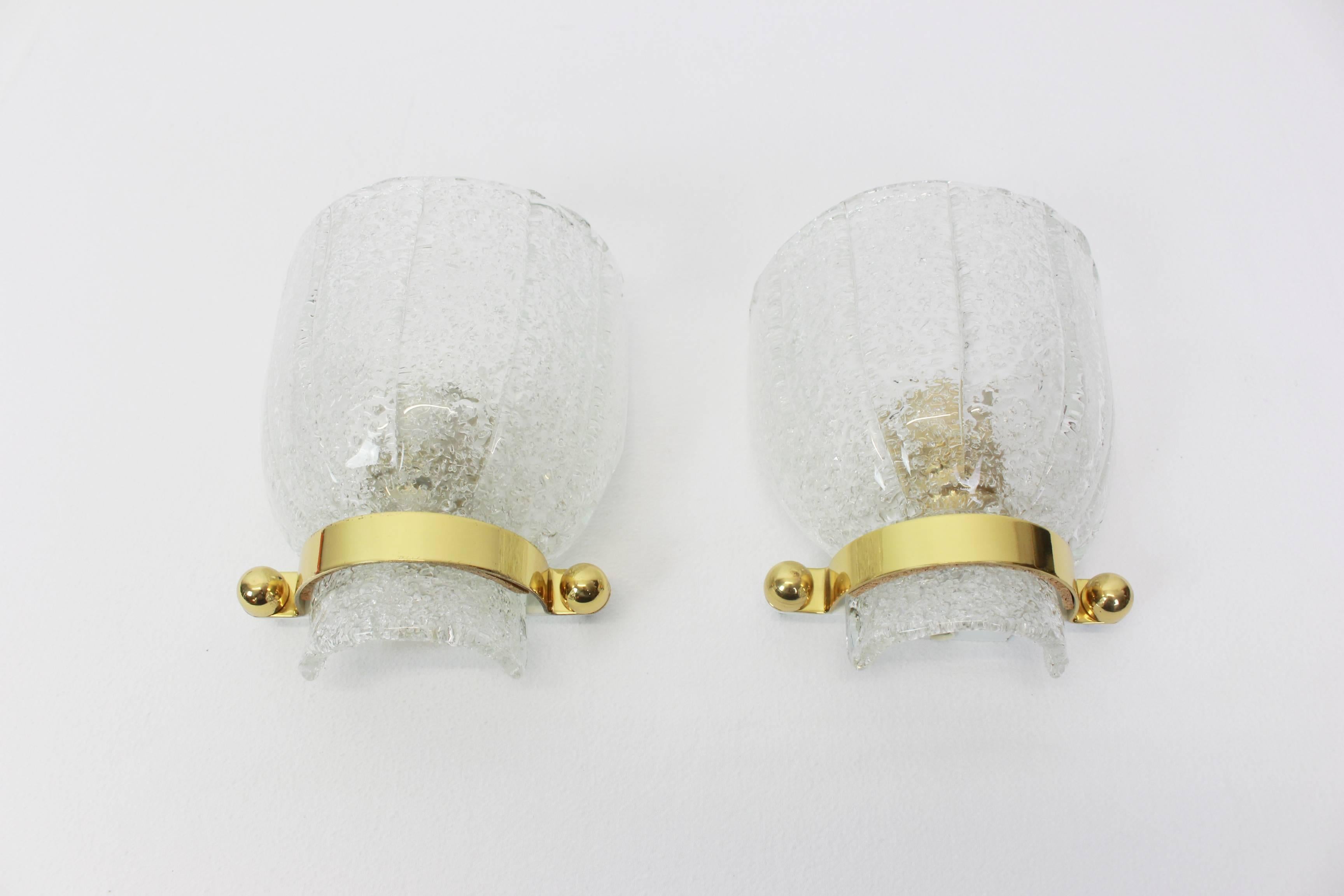 Mid-Century Modern Pair of Mid-Century Ice Glass Wall Sconces, Kalmar, Austria, 1960s