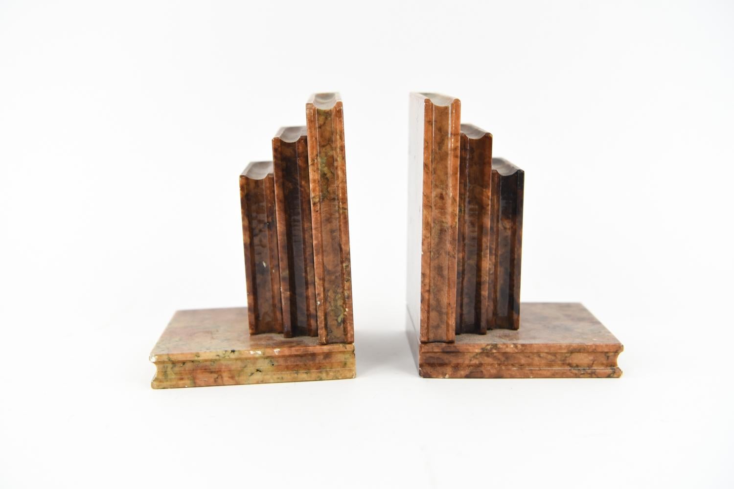 Carved Pair of Midcentury Italian Alabaster Stacked-Book Bookends, Manner of Noymer