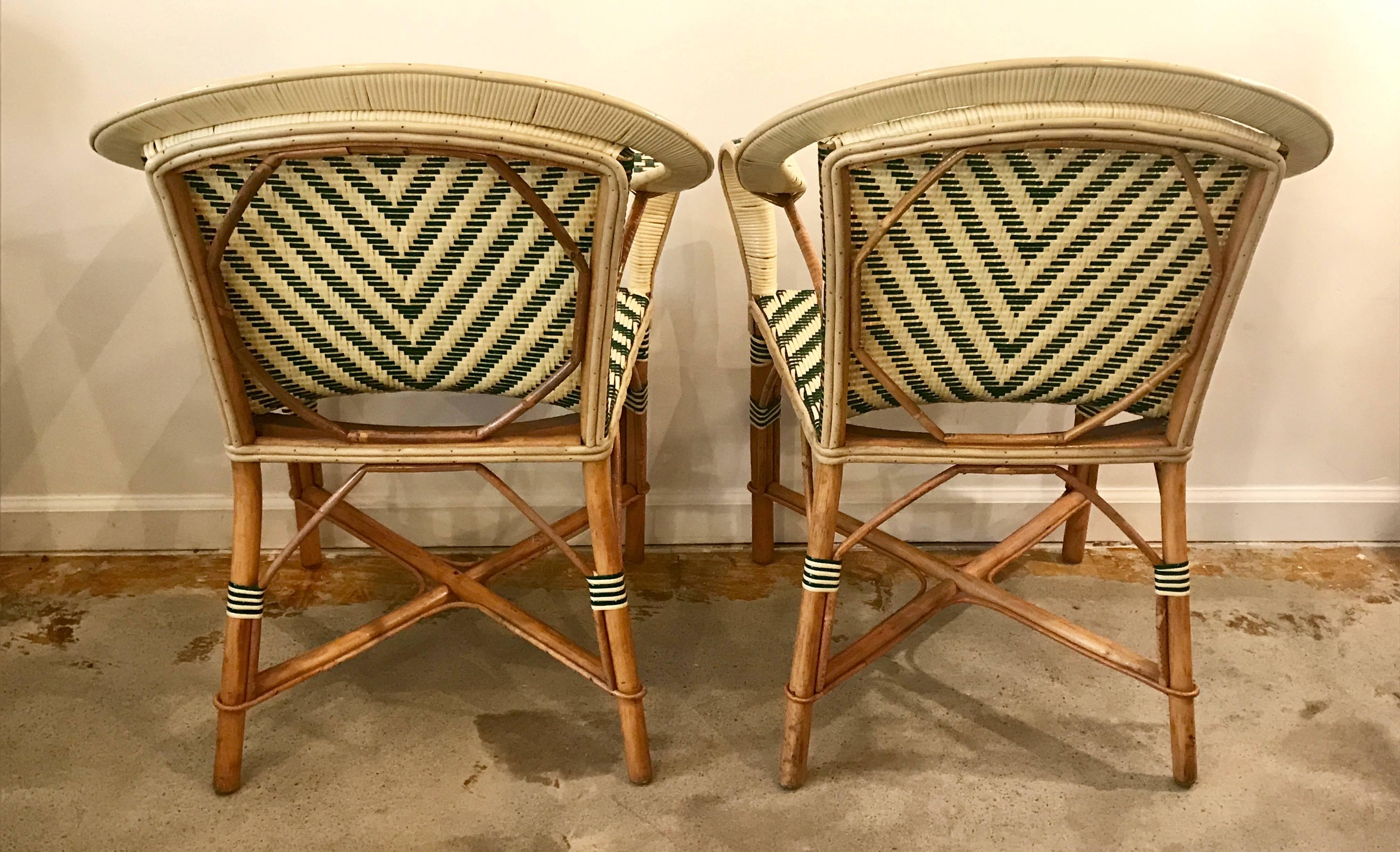 Pair of Mid Century French Armchairs, Two-Tone Wicker Rattan Chevron Pattern In Good Condition In Bedford Hills, NY