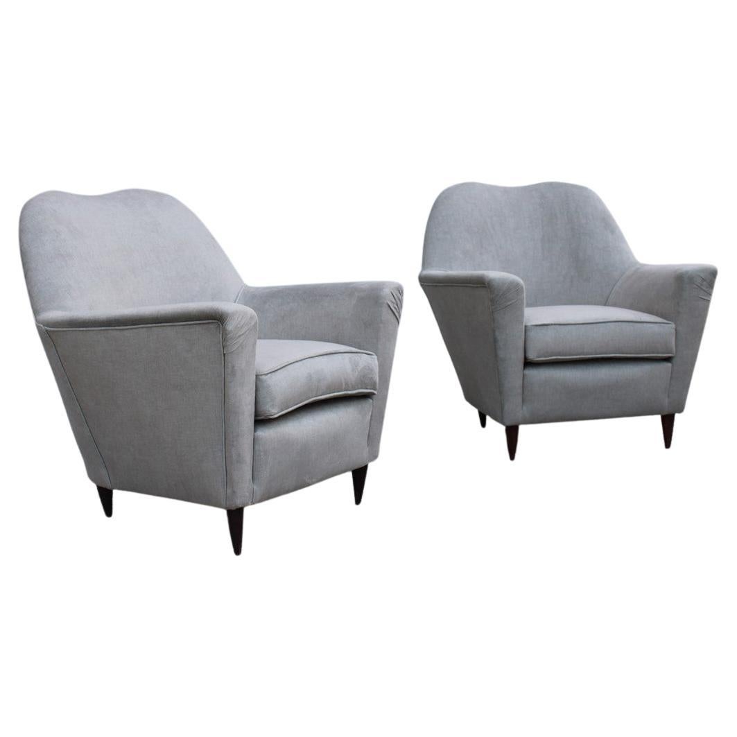 Pair of Midcentury Italian Armchairs in Ico Parisi Style Gray Velvet For Sale