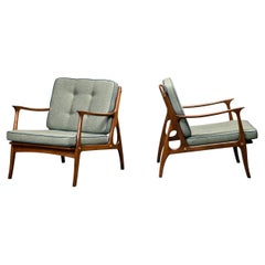 Pair of Mid-Century Italian Armchairs in stained Beech and Green Cushions