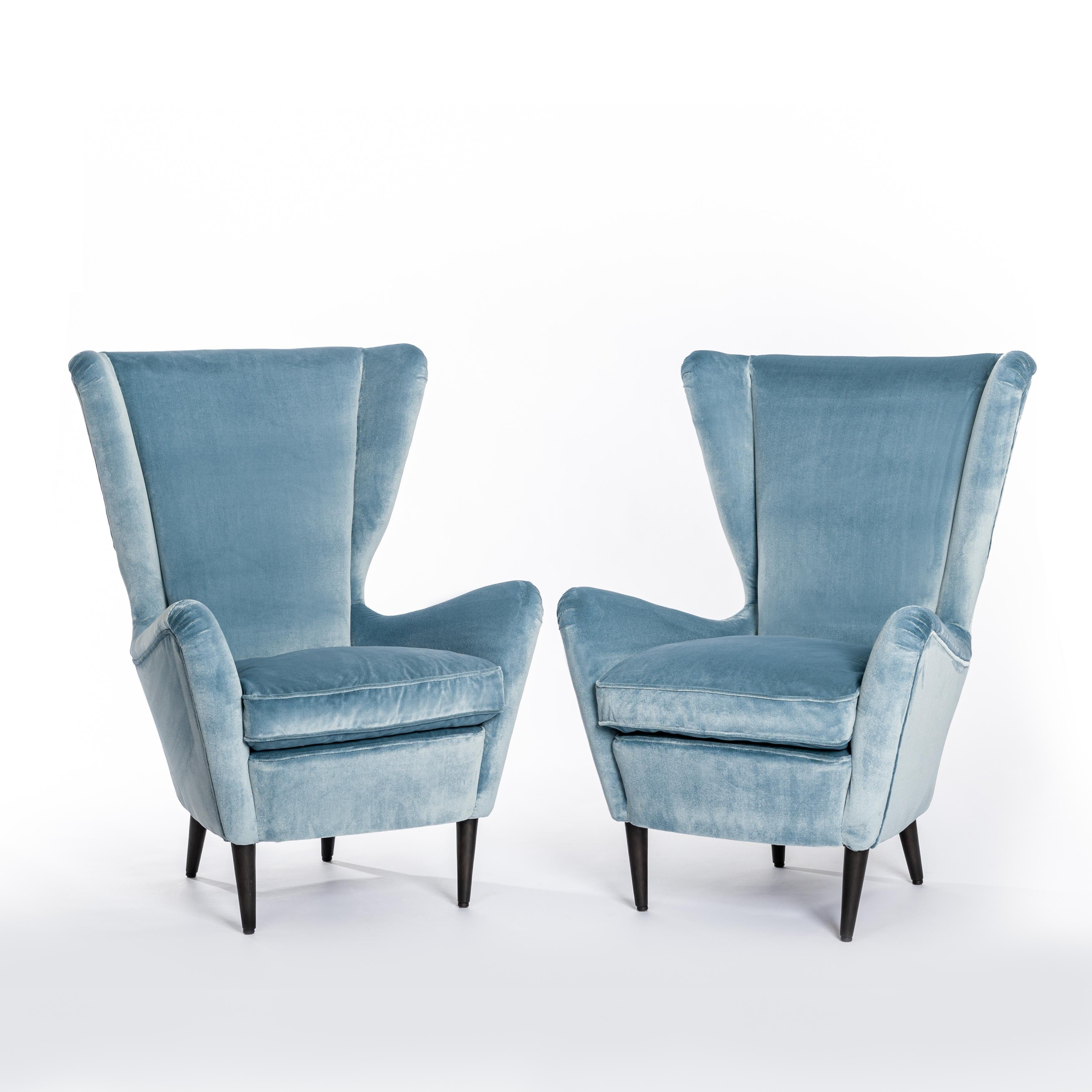 Mid-20th Century Pair of Mid-Century Italian Armchairs in Turquoise-Acqua Velvet by ISA, Bergamo For Sale