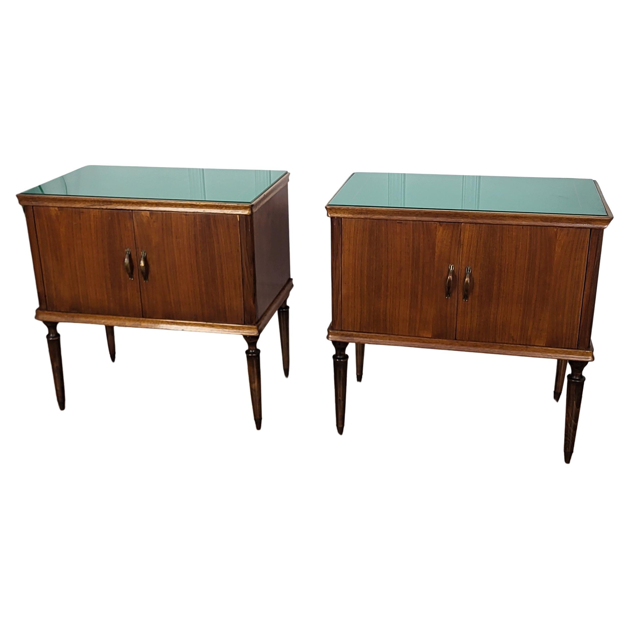 Pair of Mid-Century Italian Art Deco Nightstands Bedside Tables Walnut Glass Top For Sale