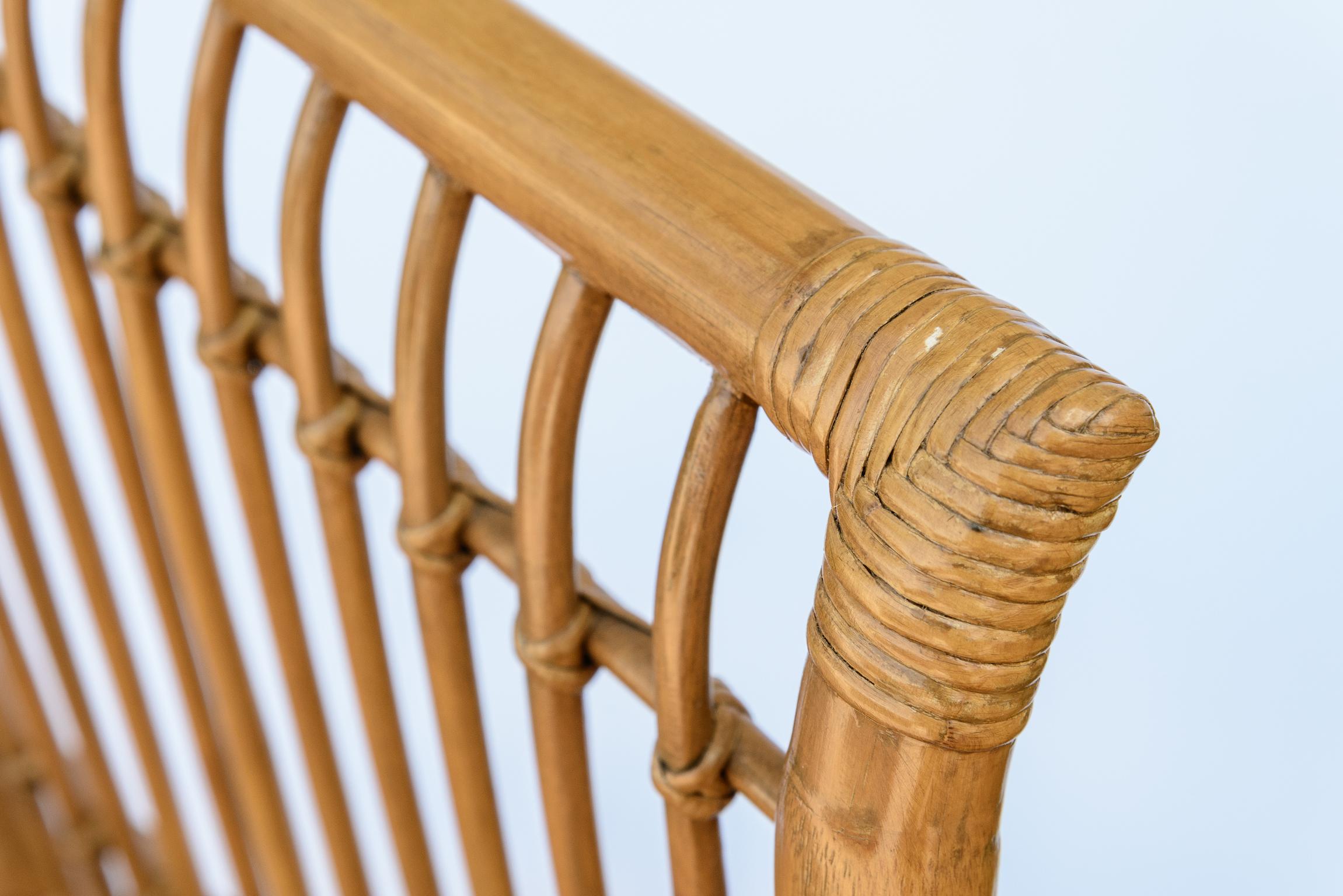 Fatto a mano Sedie italiane in bambù e rattan, coppia anni '70 in vendita