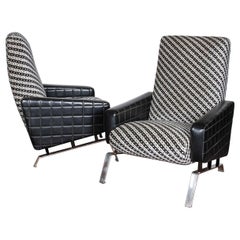 Retro Midcentury Italian Black and White Armchairs with Metal Bases, G. Frattini, Pair