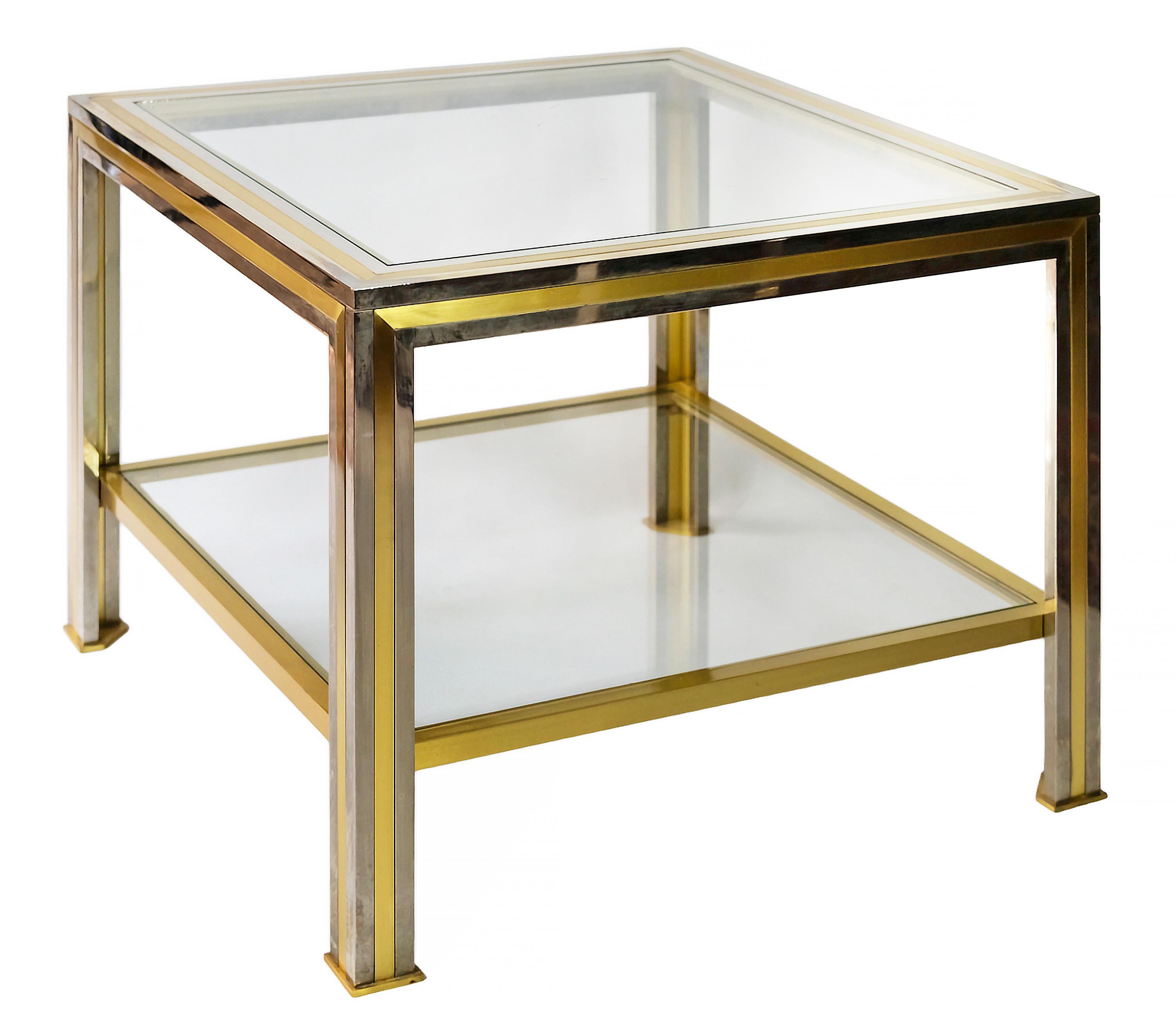 Pair of Mid-Century Italian Brass, Chrome and Glass Top Side Tables In Good Condition For Sale In Vilnius, LT