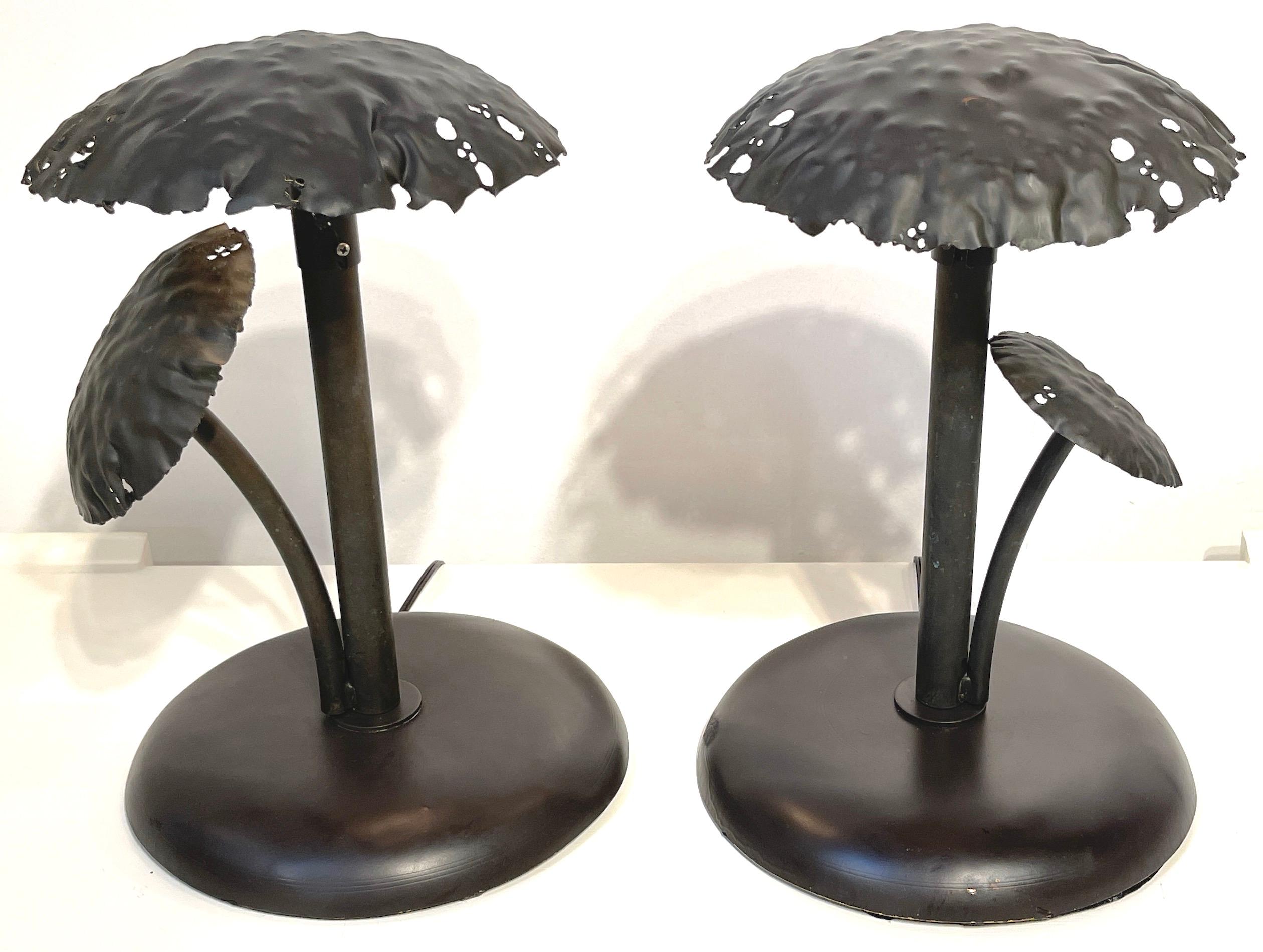 Pair of Mid-Century Italian Bronze Mushroom Lamps 9