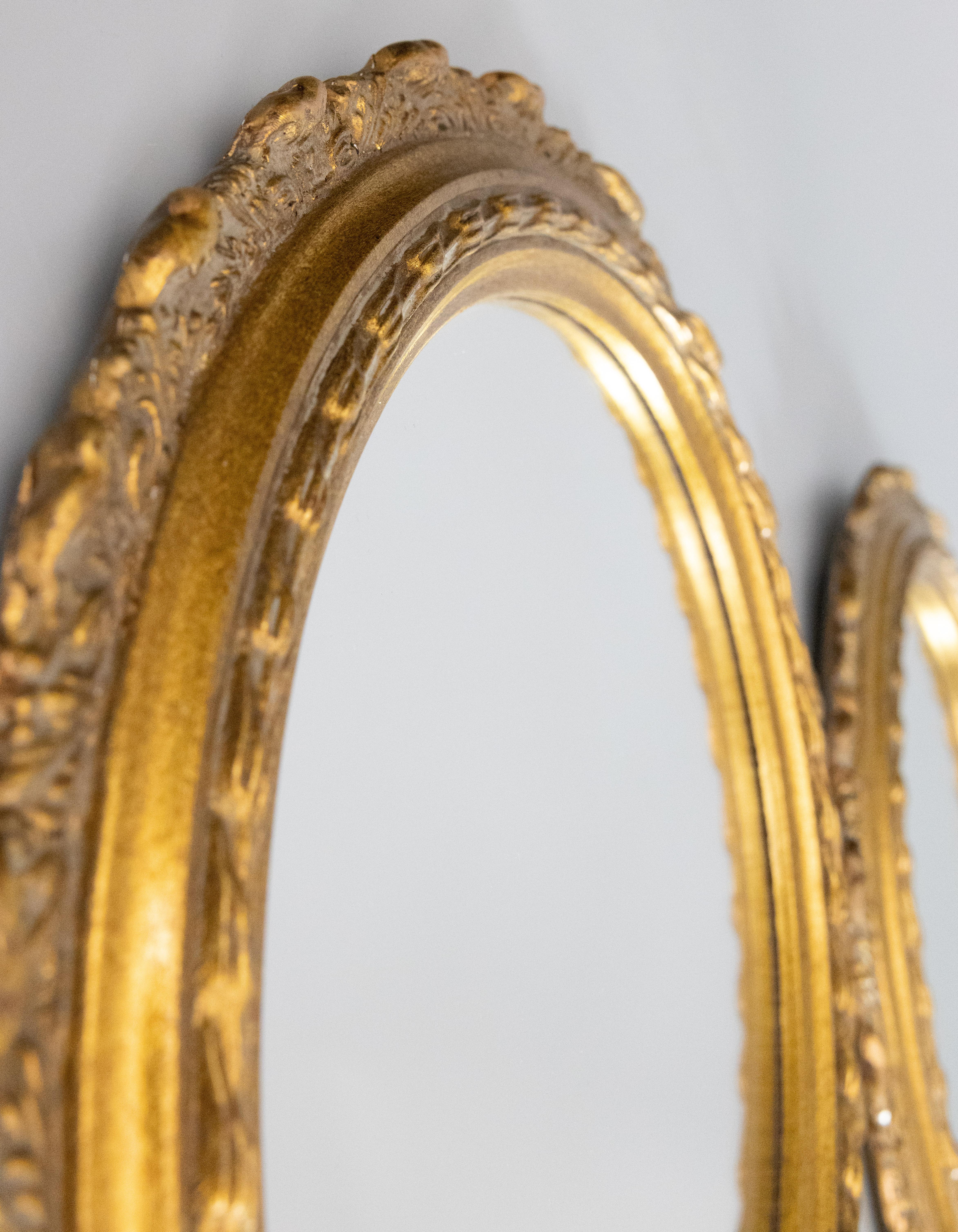 Pair of Mid-Century Italian Giltwood and Gesso Oval Mirrors, circa 1950 For Sale 2