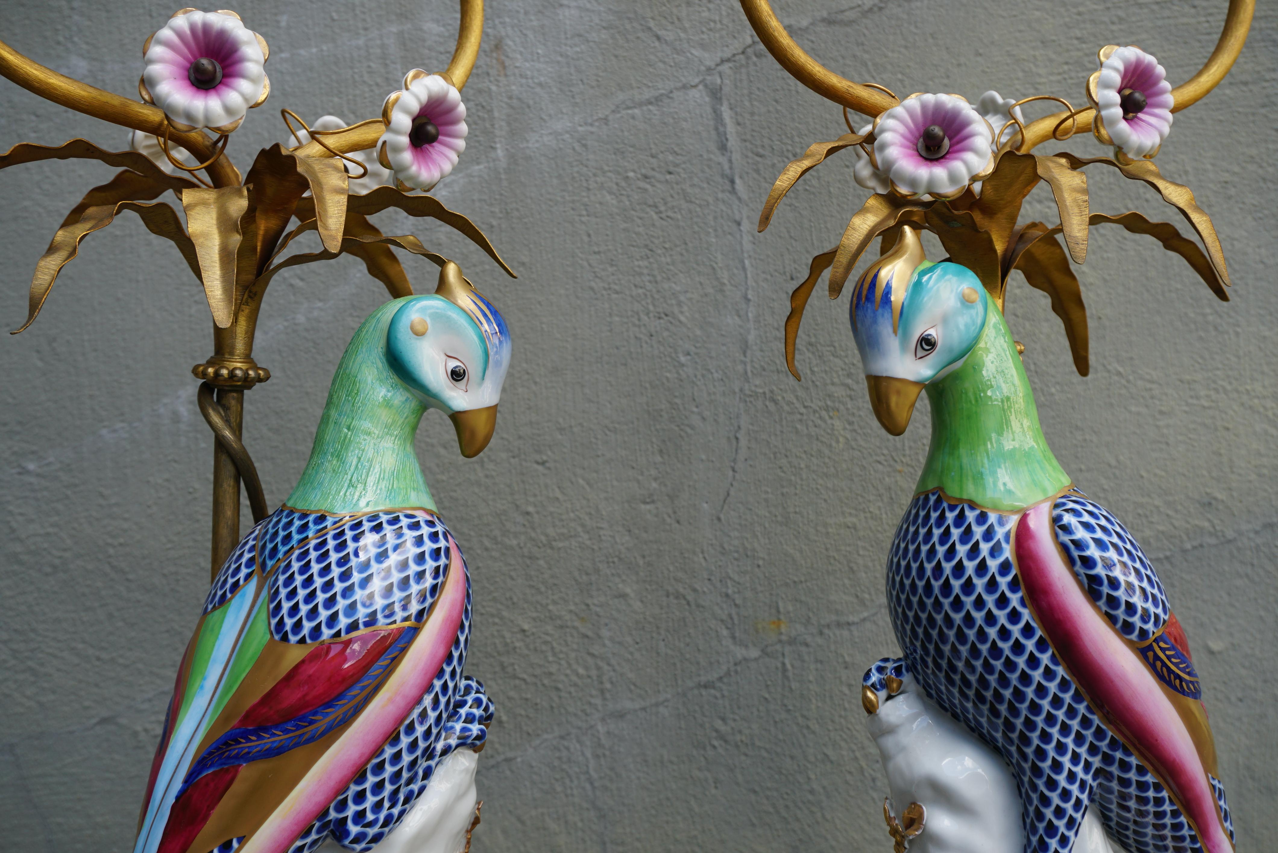 20th Century Pair of Mid Century Italian Giulia Mangani Porcelain Parrot Bird Table Lamps