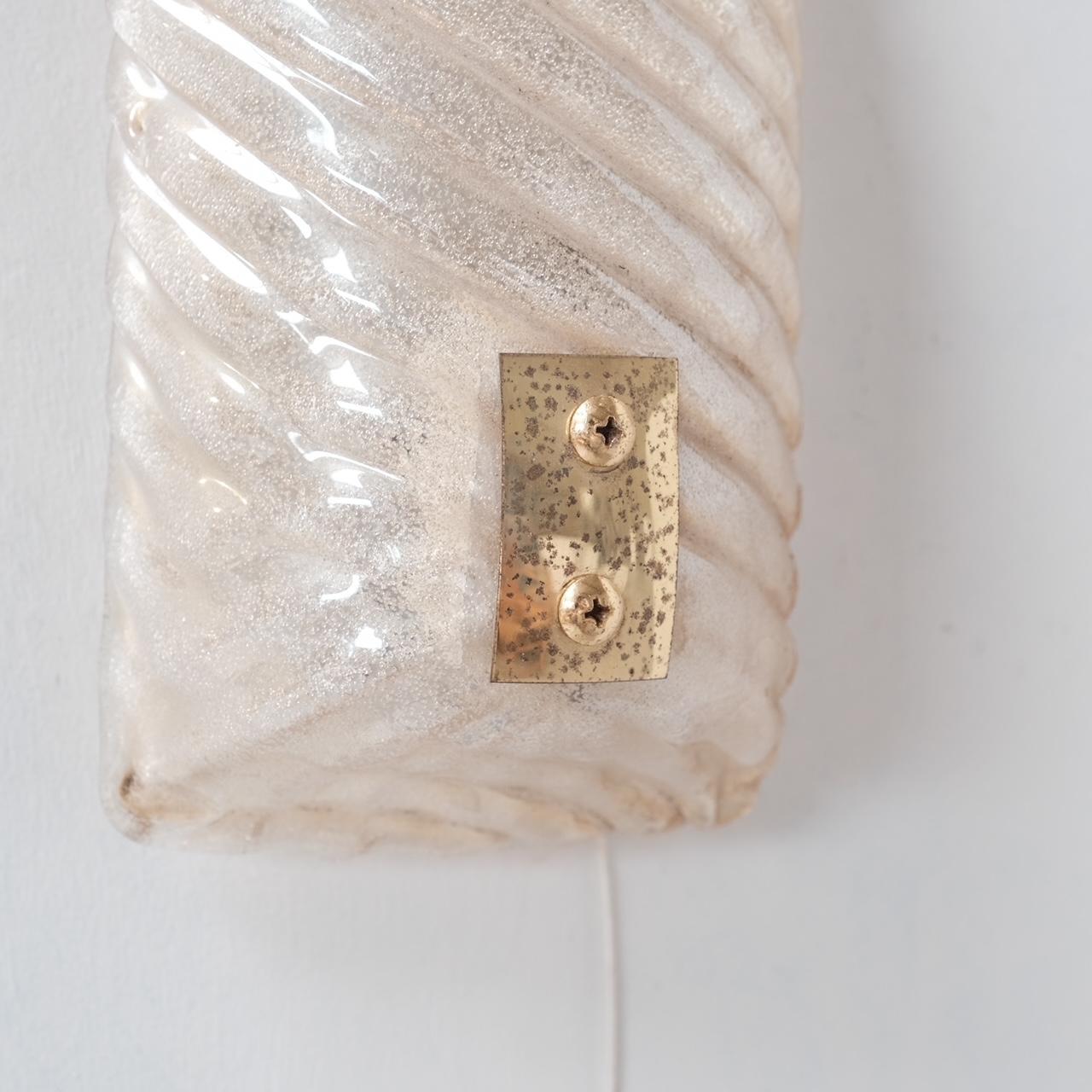 20th Century Pair of Mid-Century Italian Golden Wall Lights