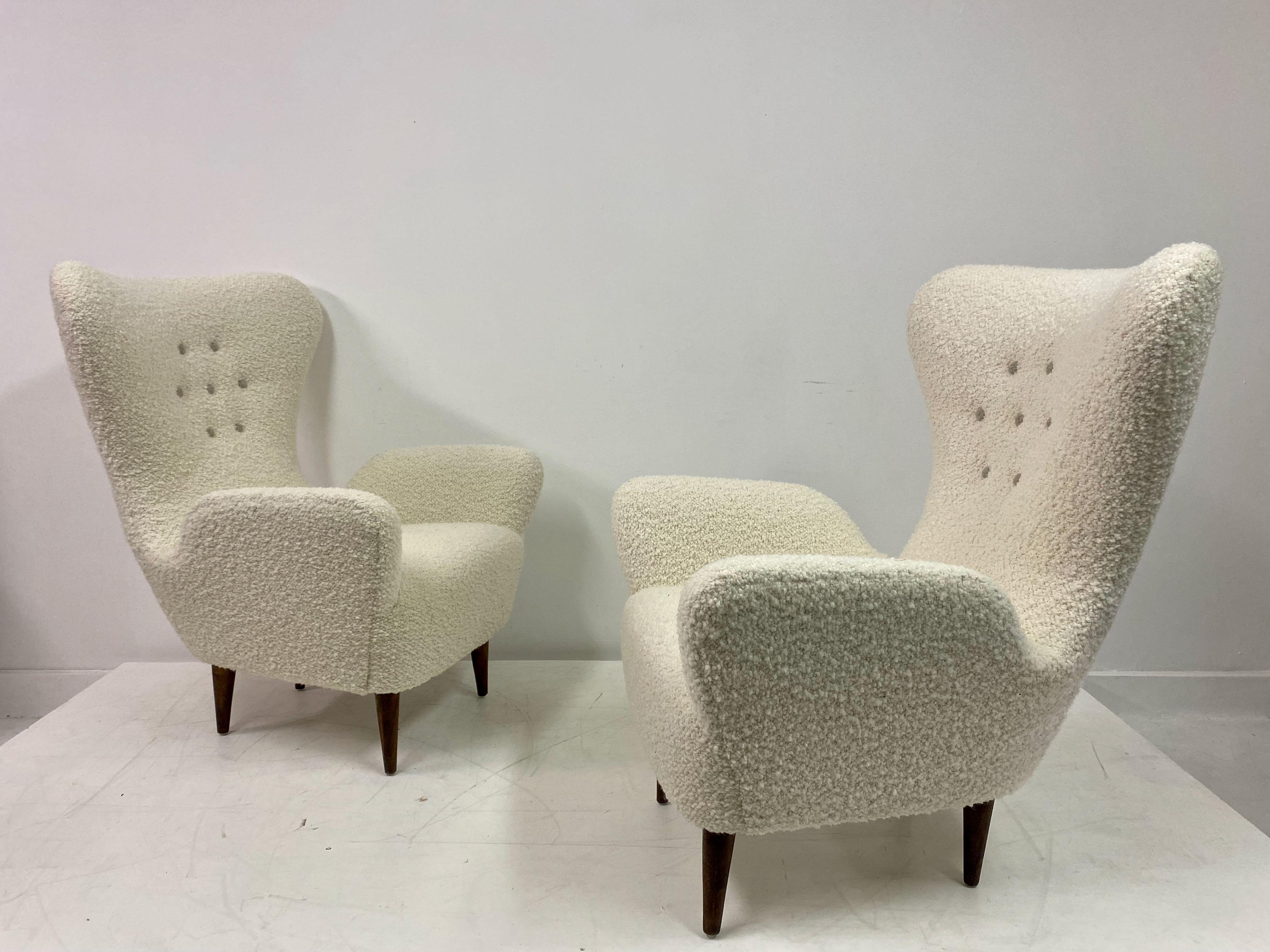 Pair of Mid Century Italian High Back Armchairs in the Style of Paolo Buffa For Sale 6