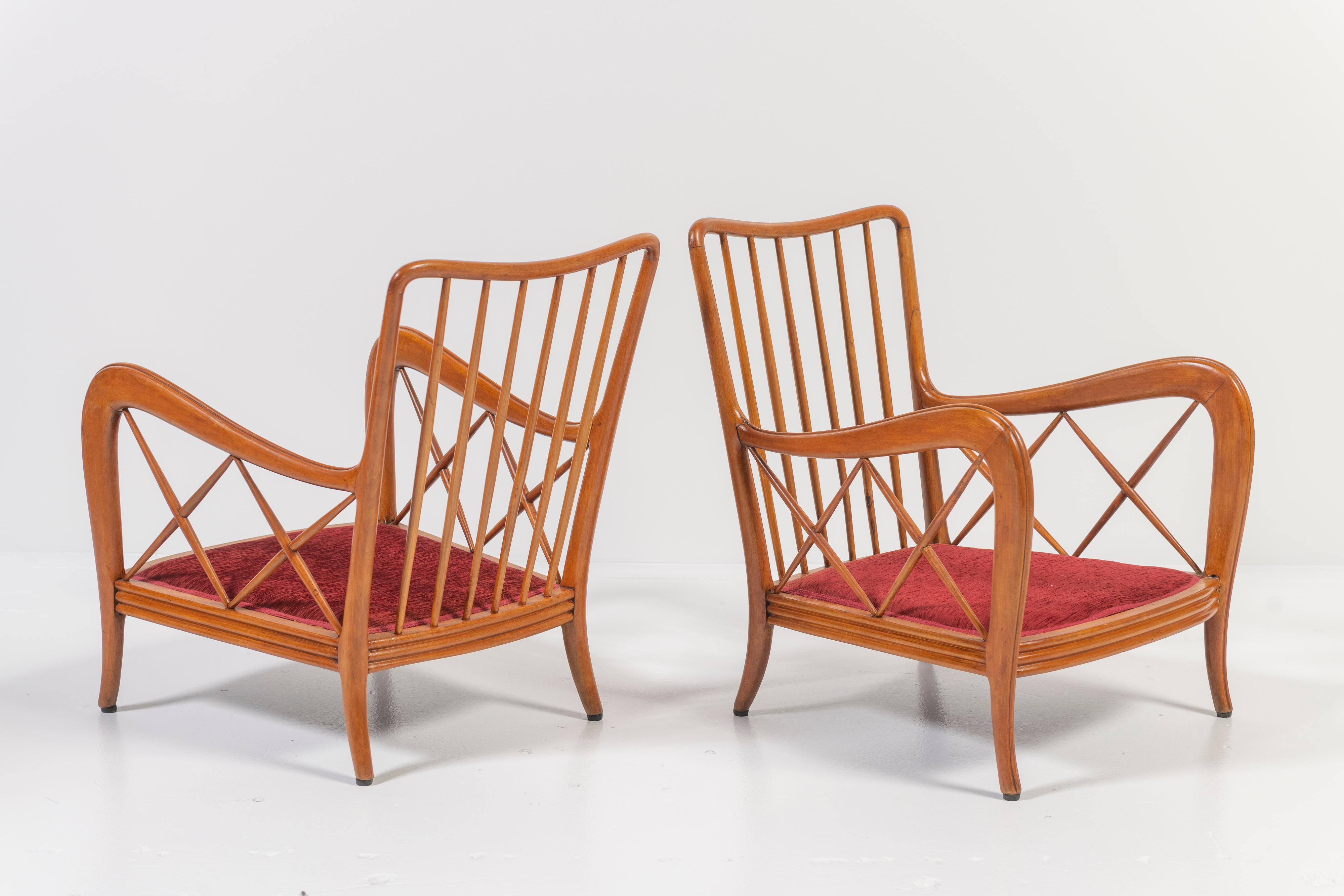 Pair of Mid-Century Italian Lounge Chairs by Paolo Buffa 4