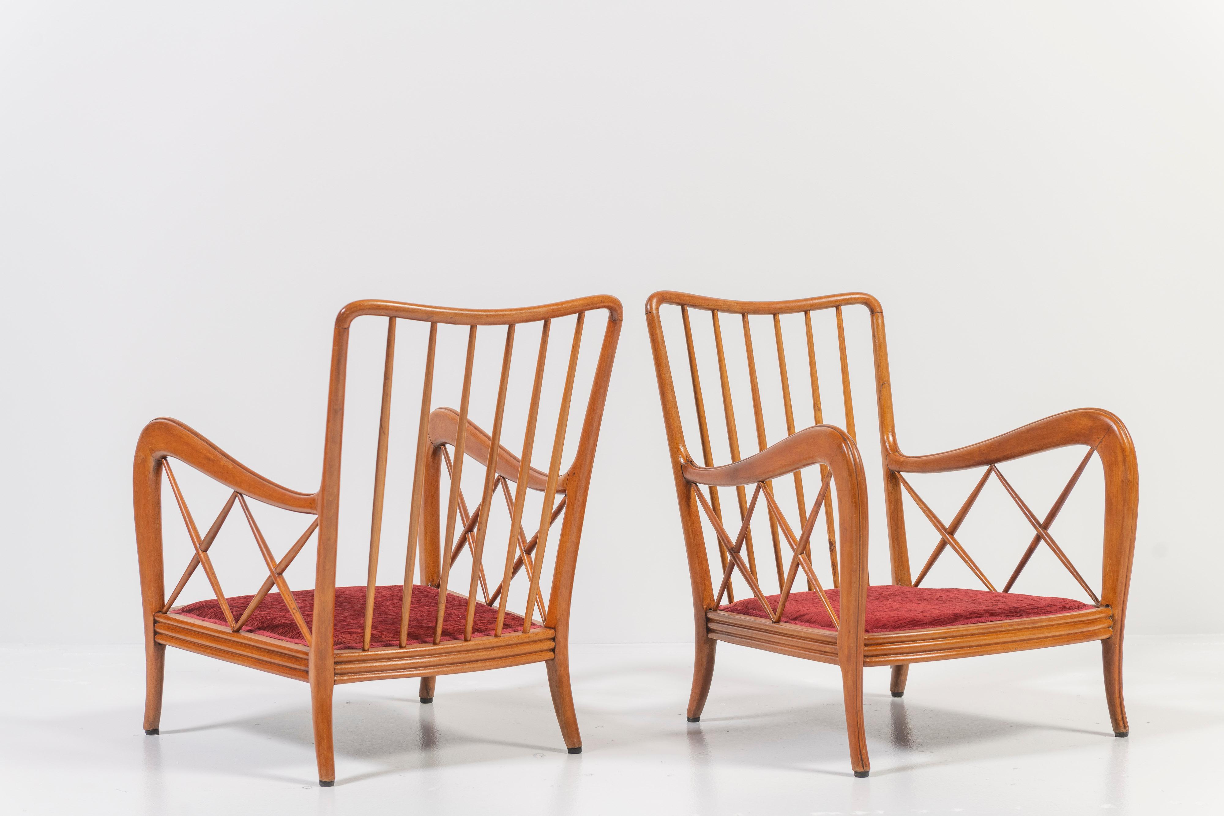 Pair of Mid-Century Italian Lounge Chairs by Paolo Buffa 5
