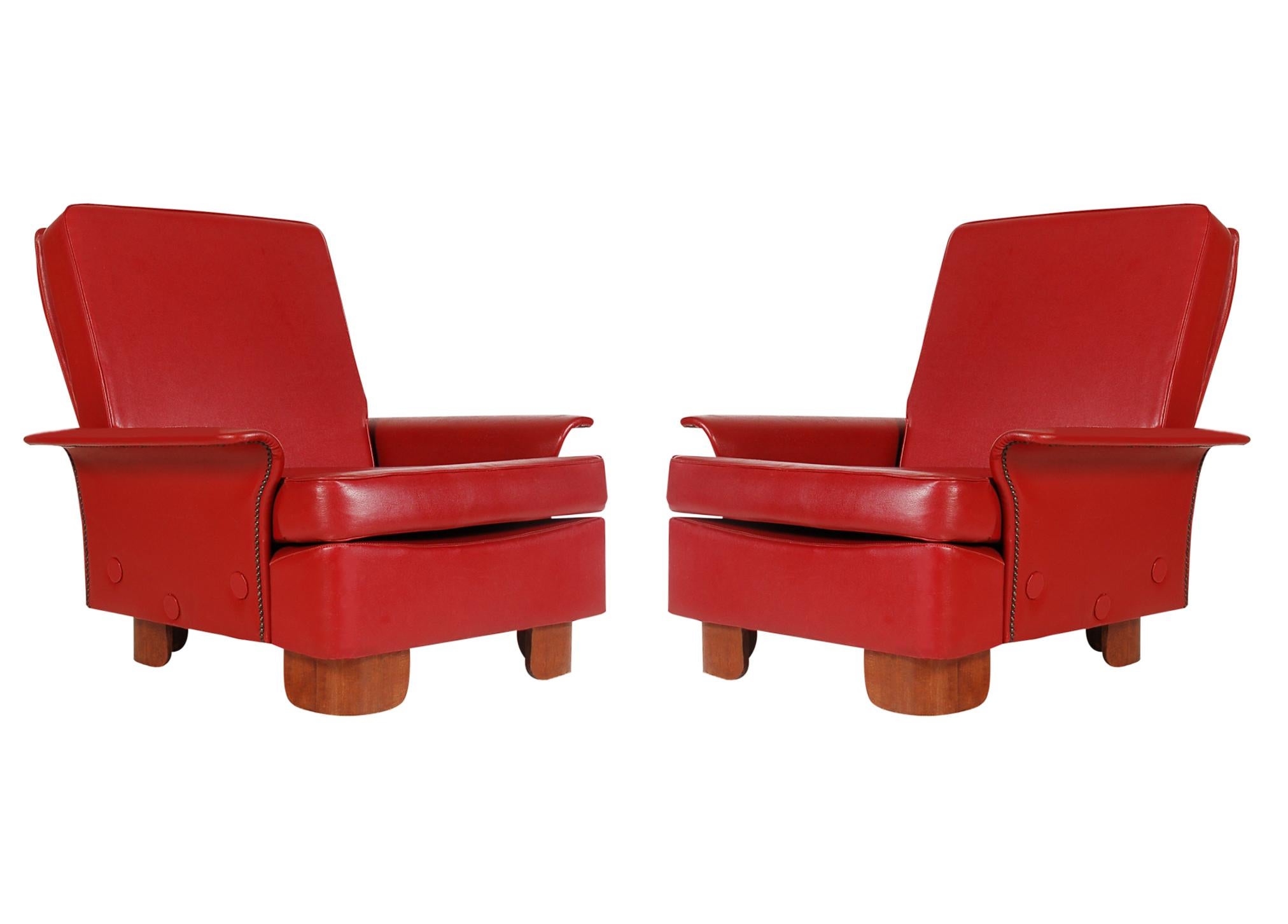 Pair of Midcentury Italian Modern Art Deco Lounge or Club Chairs in Red For Sale 4