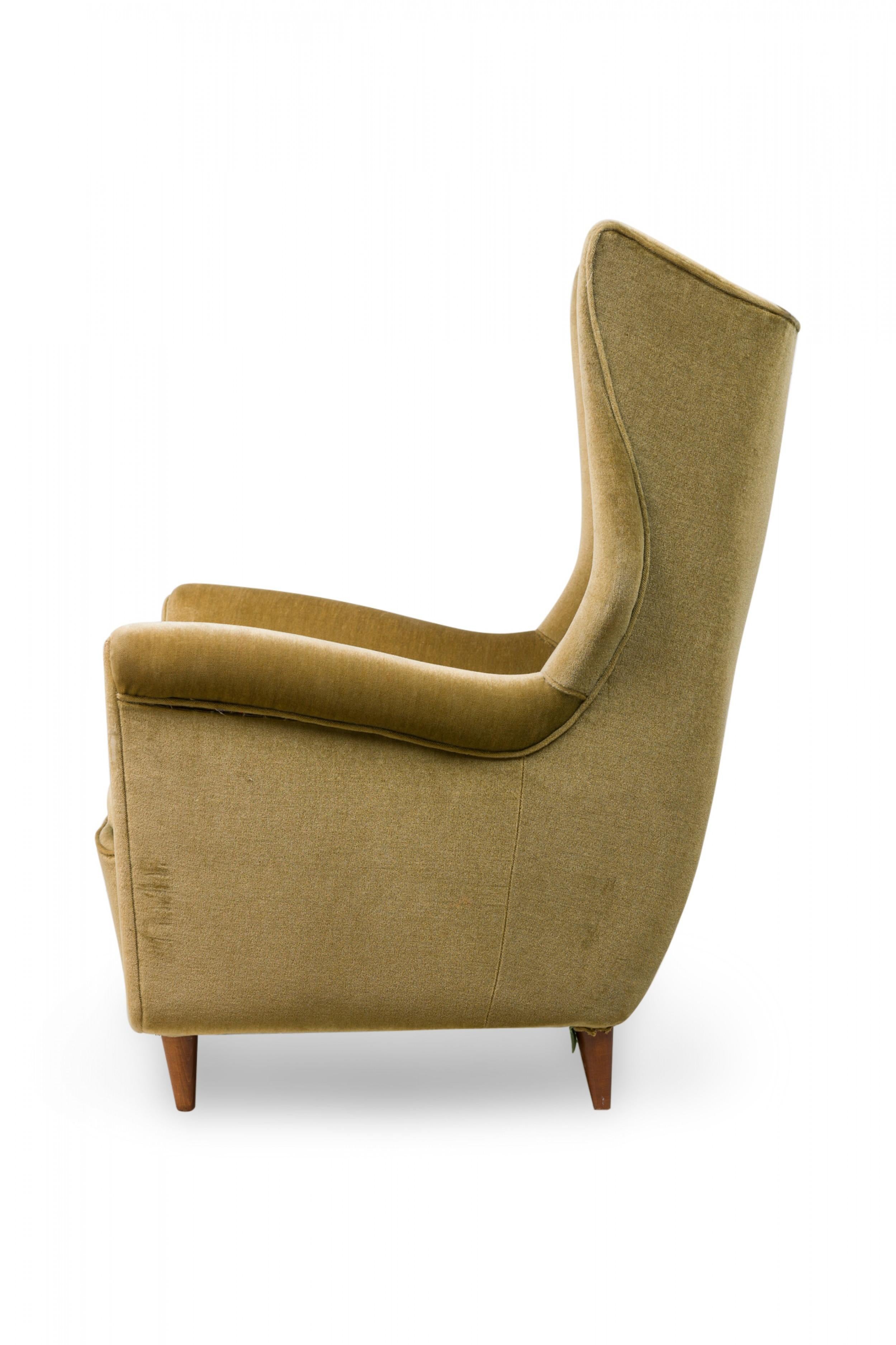 20th Century Pair of Midcentury Italian Modern Gold Velvet Upholstered Lounge / Armchairs For Sale