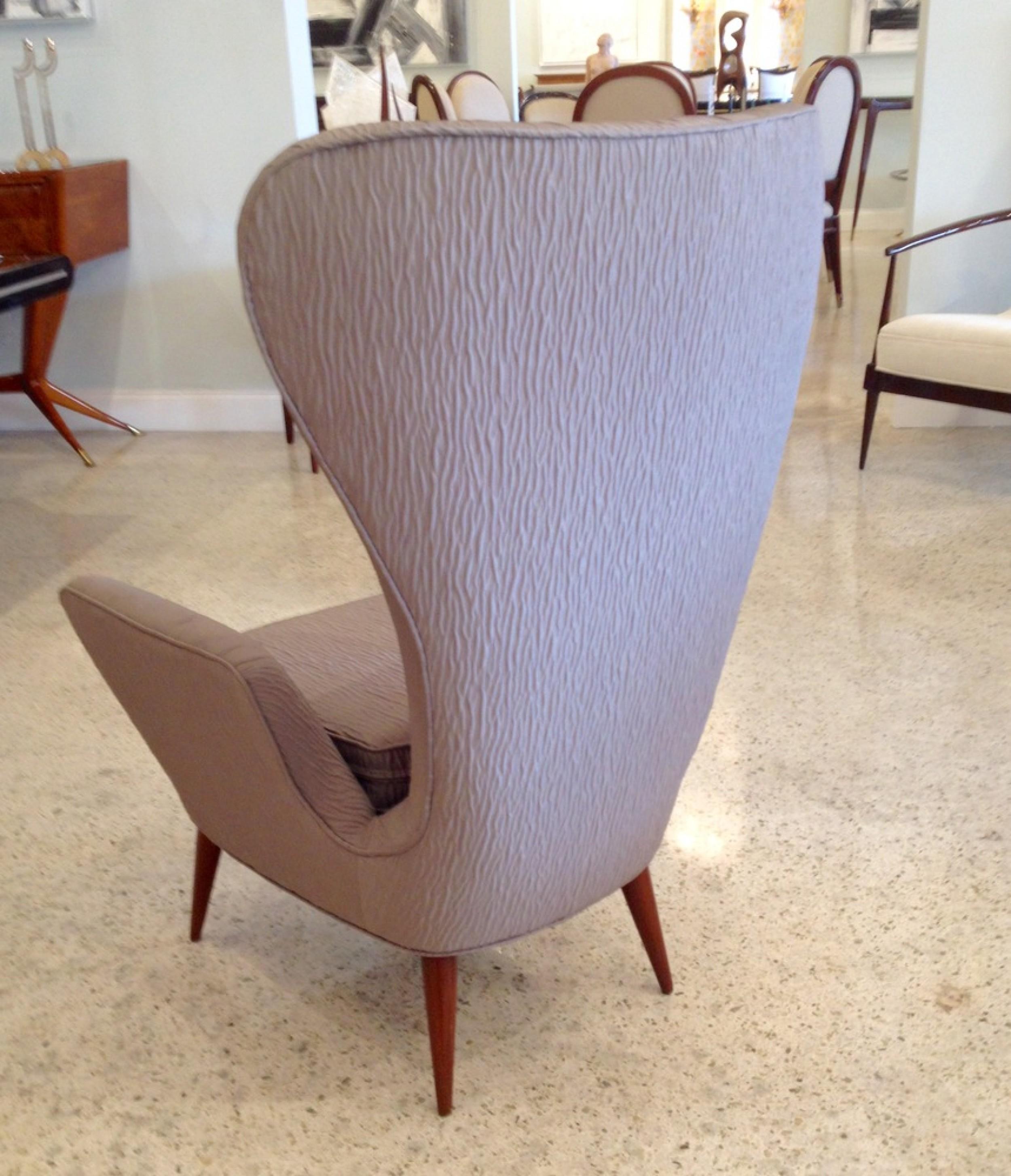 20th Century Pair of Mid-Century Italian Modern High Back Gray Upholstered Armchairs For Sale