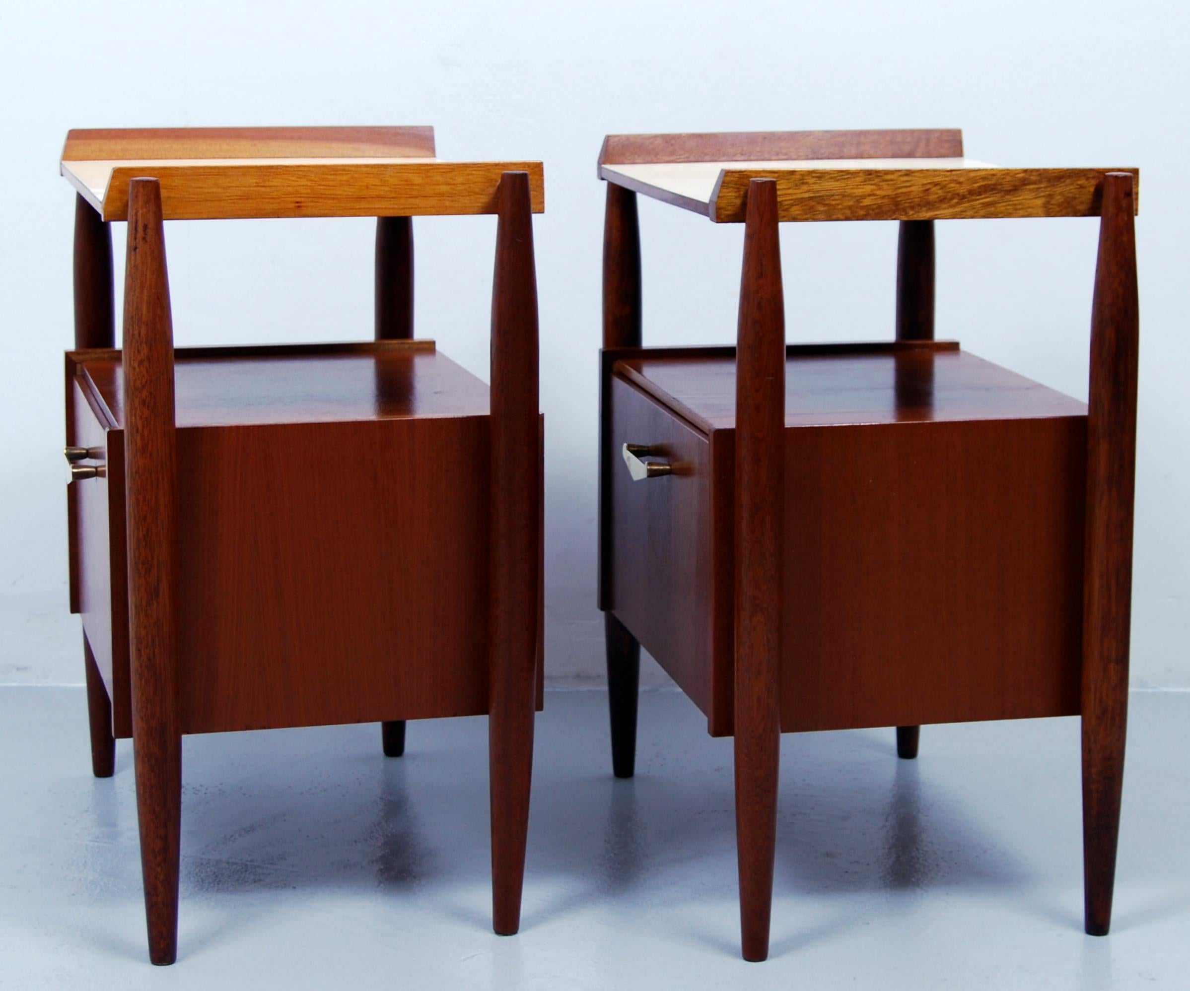 Pair of Midcentury Italian Nightstands by Dal Vera, 1960s In Good Condition In Stockholm, SE