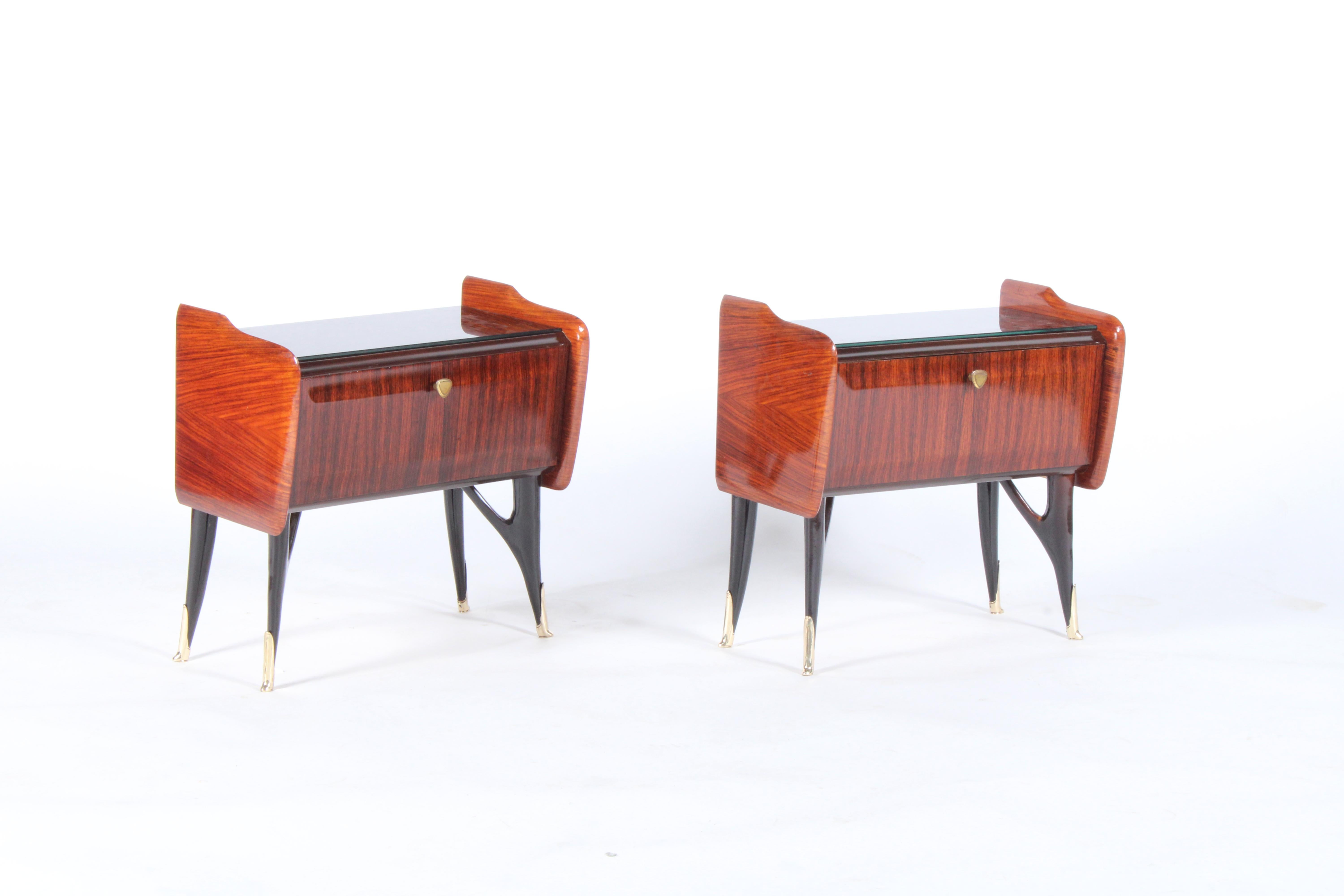 Mid-20th Century Pair of Midcentury Italian Nightstands in the Manner of Ico Parisi For Sale