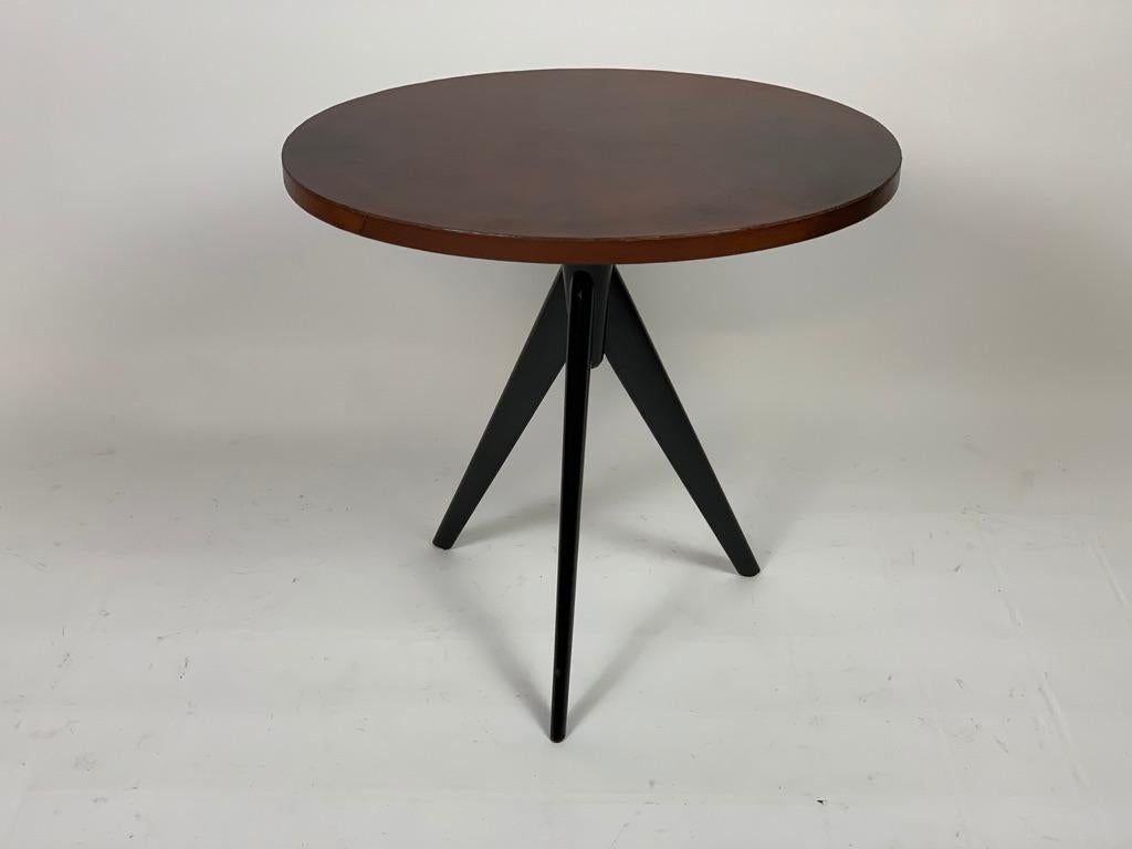 Pair of Mid Century Italian Oval Leather Top Side Tables 6