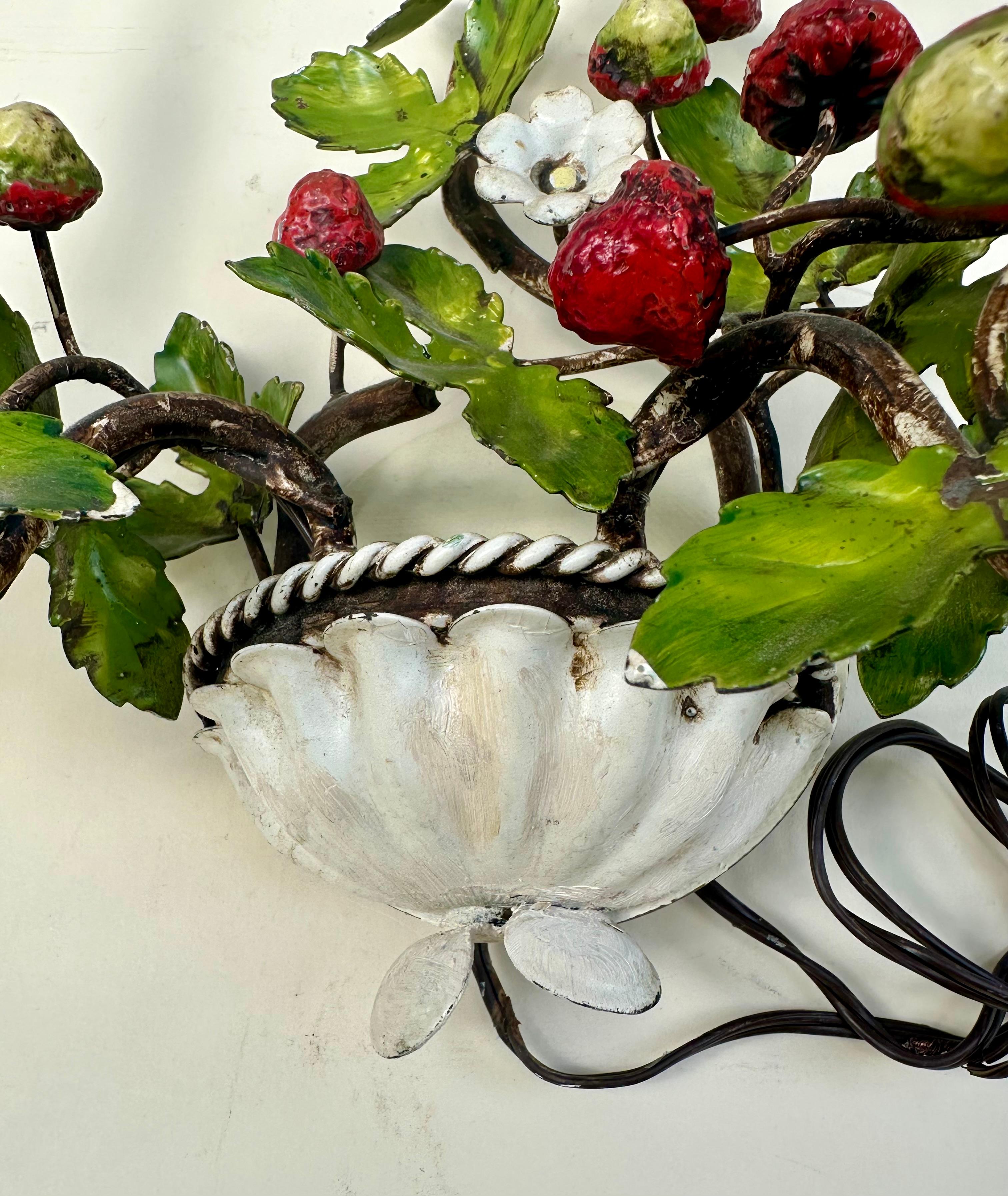 Pair of Mid-Century Italian Painted Tole Wild Strawberry Wall Sconces. For Sale 2