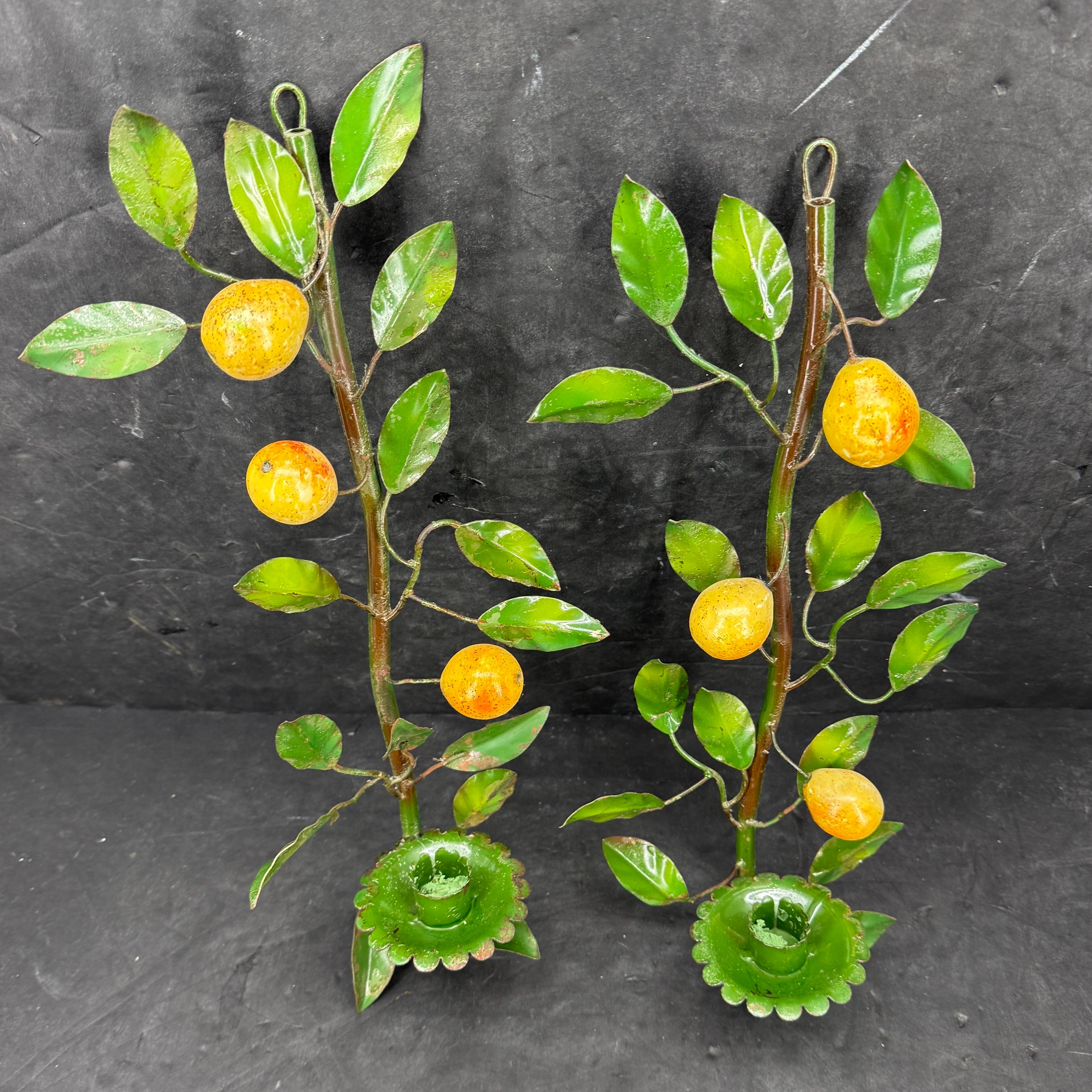 Organique Pair of Mid-Century Italian Pear Fruit Metal Candle Wall Sconces en vente