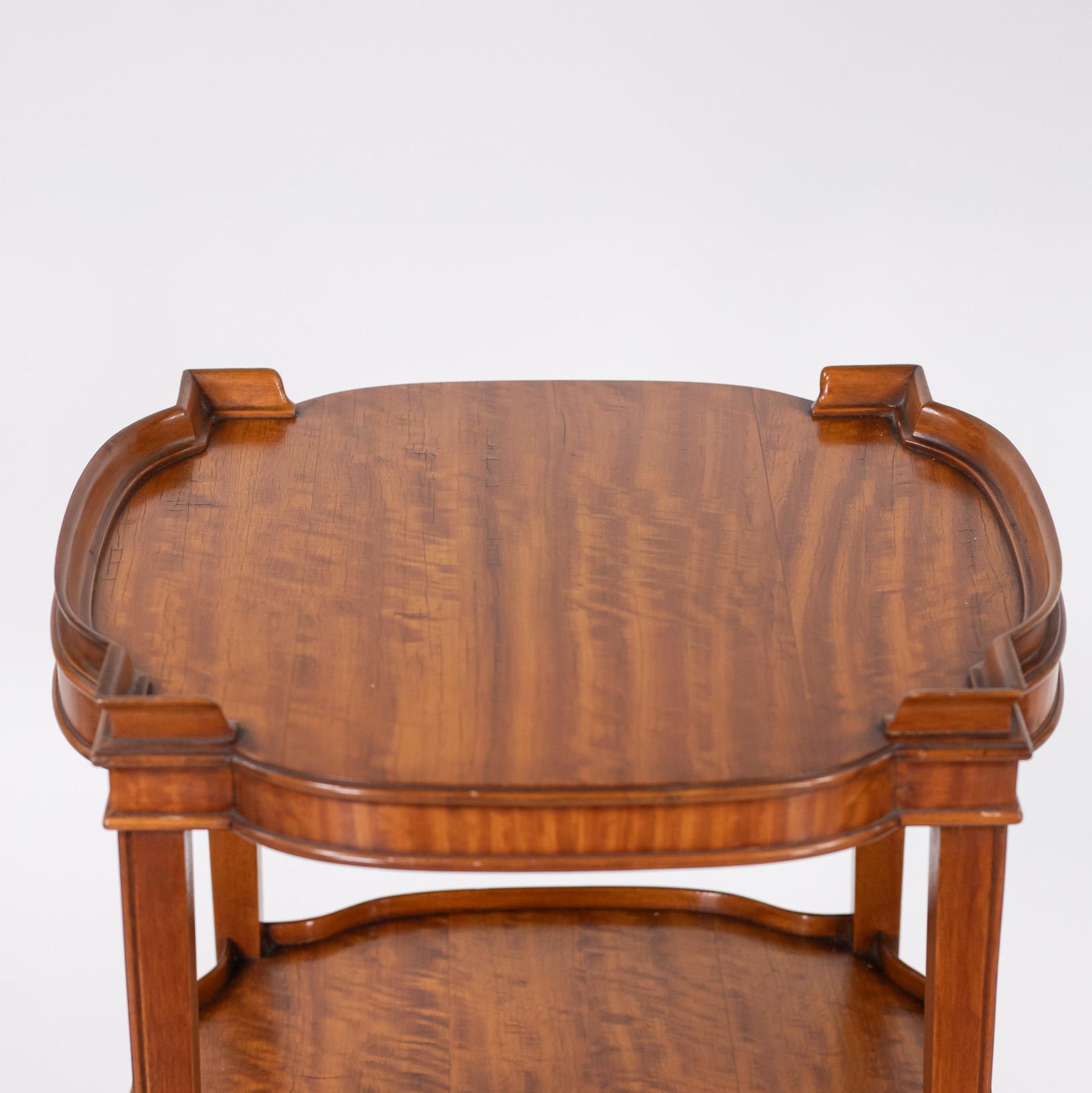 Pair of Mid-Century Italian Satinwood Veneered End Tables For Sale 9