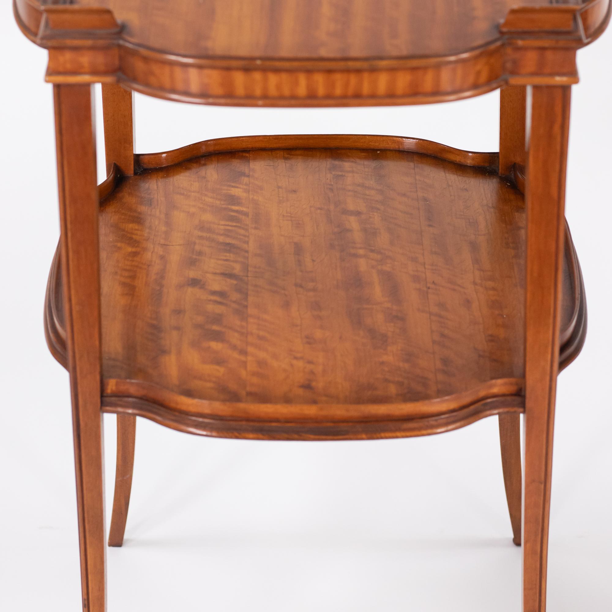 Pair of Mid-Century Italian Satinwood Veneered End Tables For Sale 10