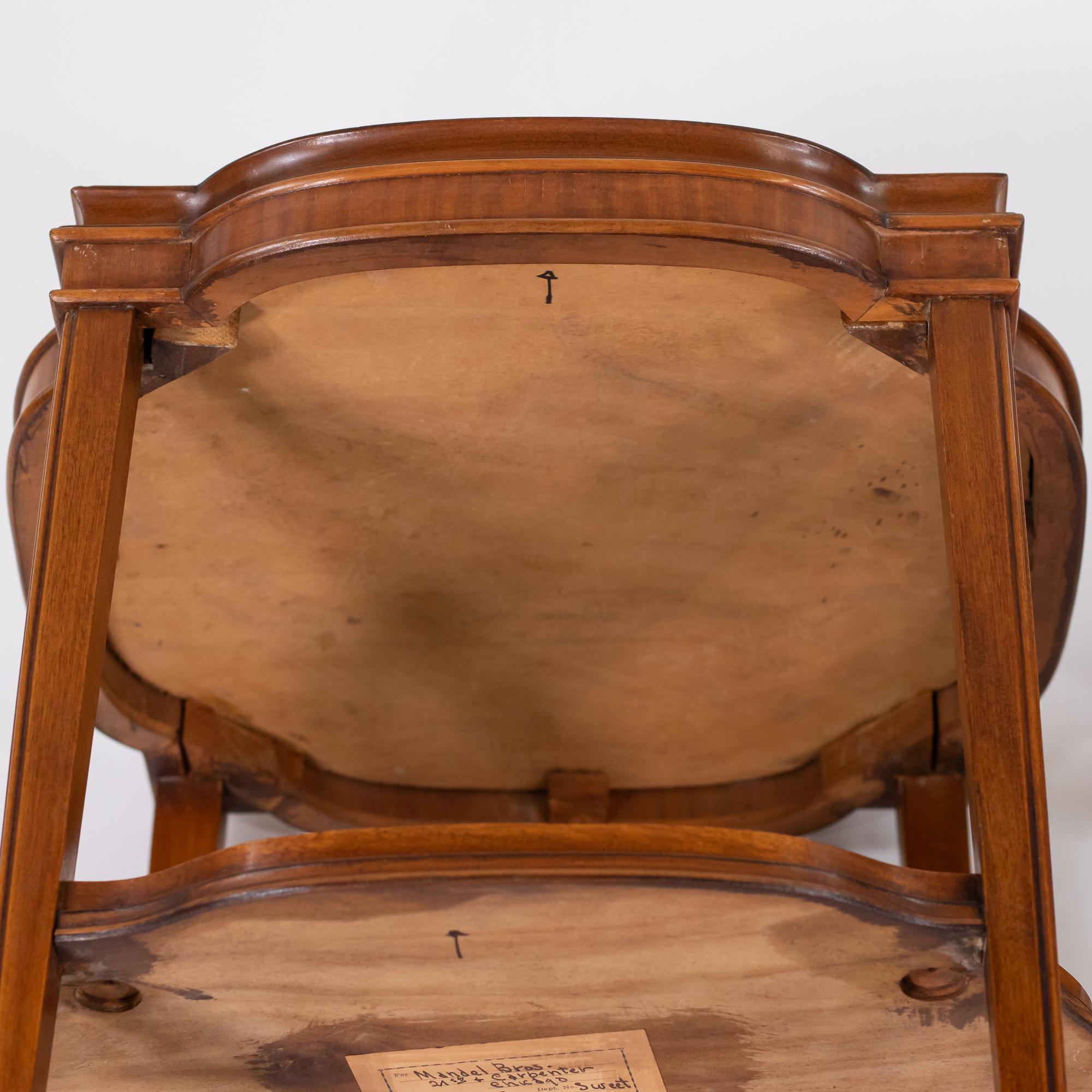 Pair of Mid-Century Italian Satinwood Veneered End Tables For Sale 4