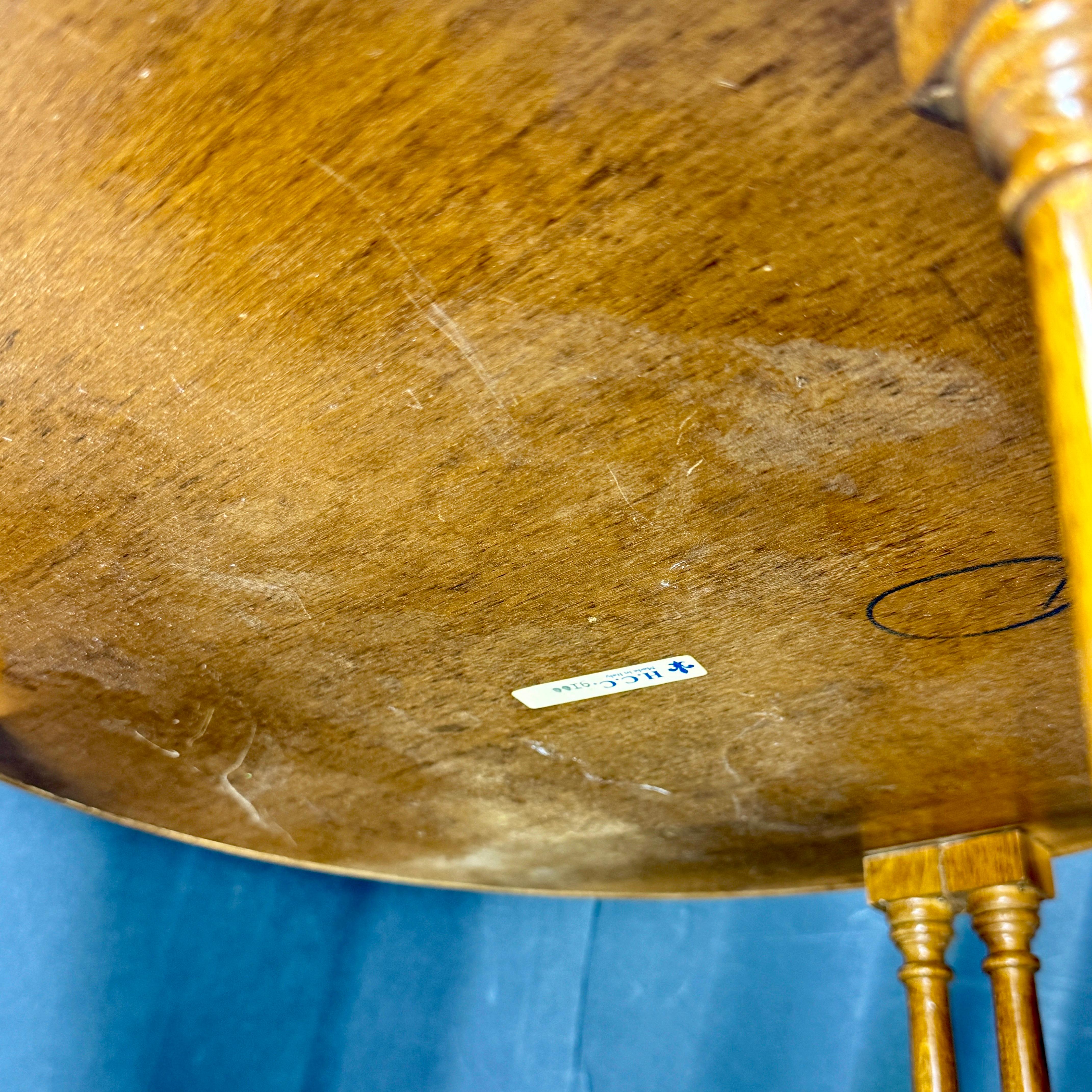 Pair of Mid-Century Italian Side End Lamp Tables en vente 6