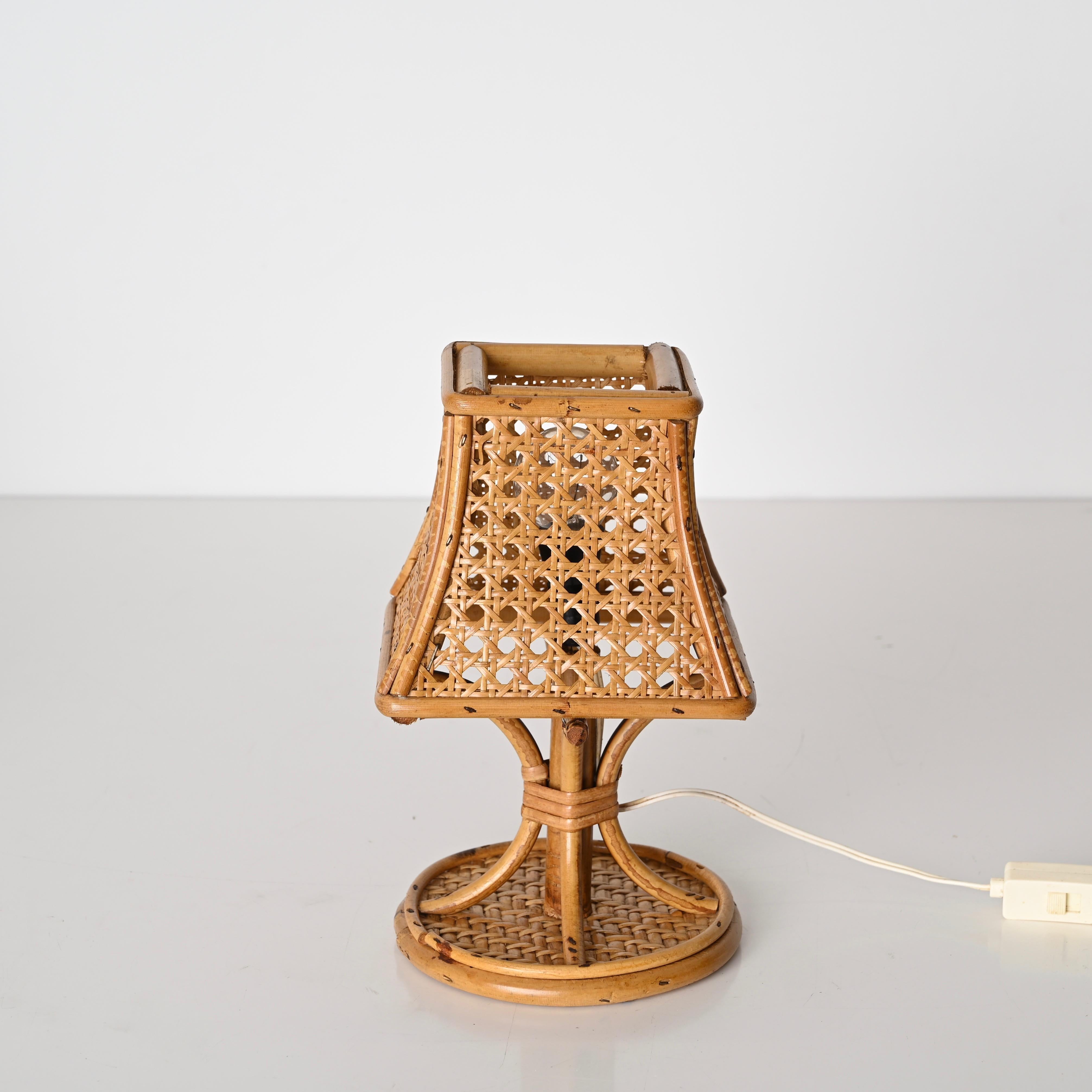 Pair of Mid-Century Italian Table Lamps in Rattan and Vienna Straw, 1960s For Sale 6