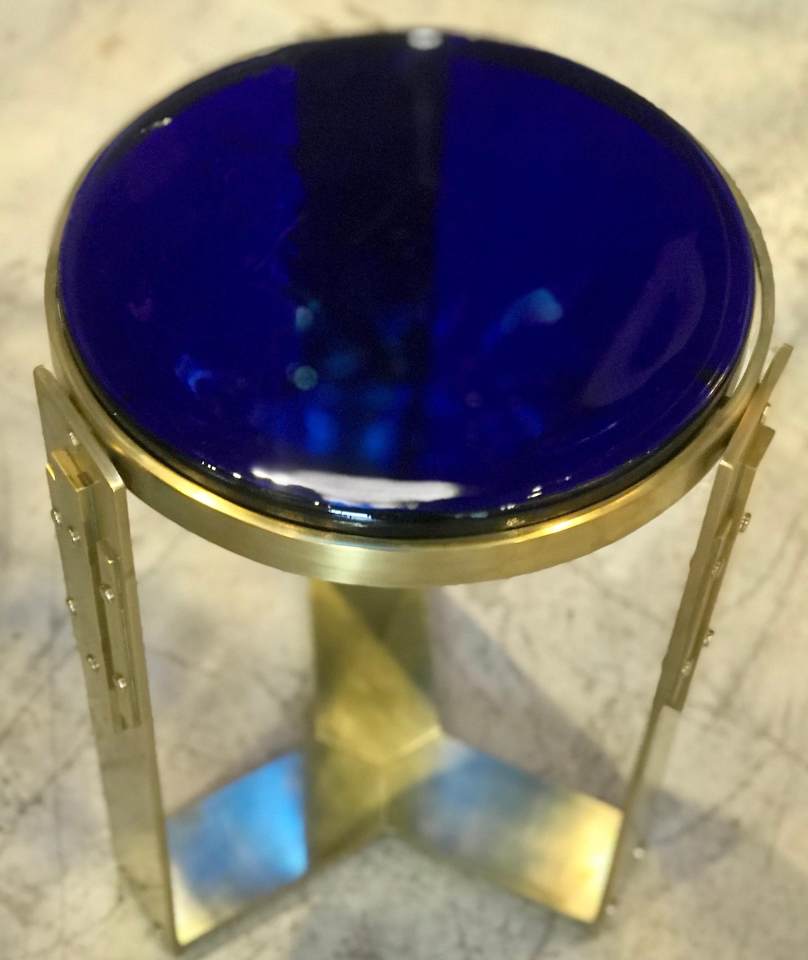 Mid-Century Modern Pair of Midcentury Italian Thick Cobalt Blue Blown Glass and Brass Side Tables For Sale