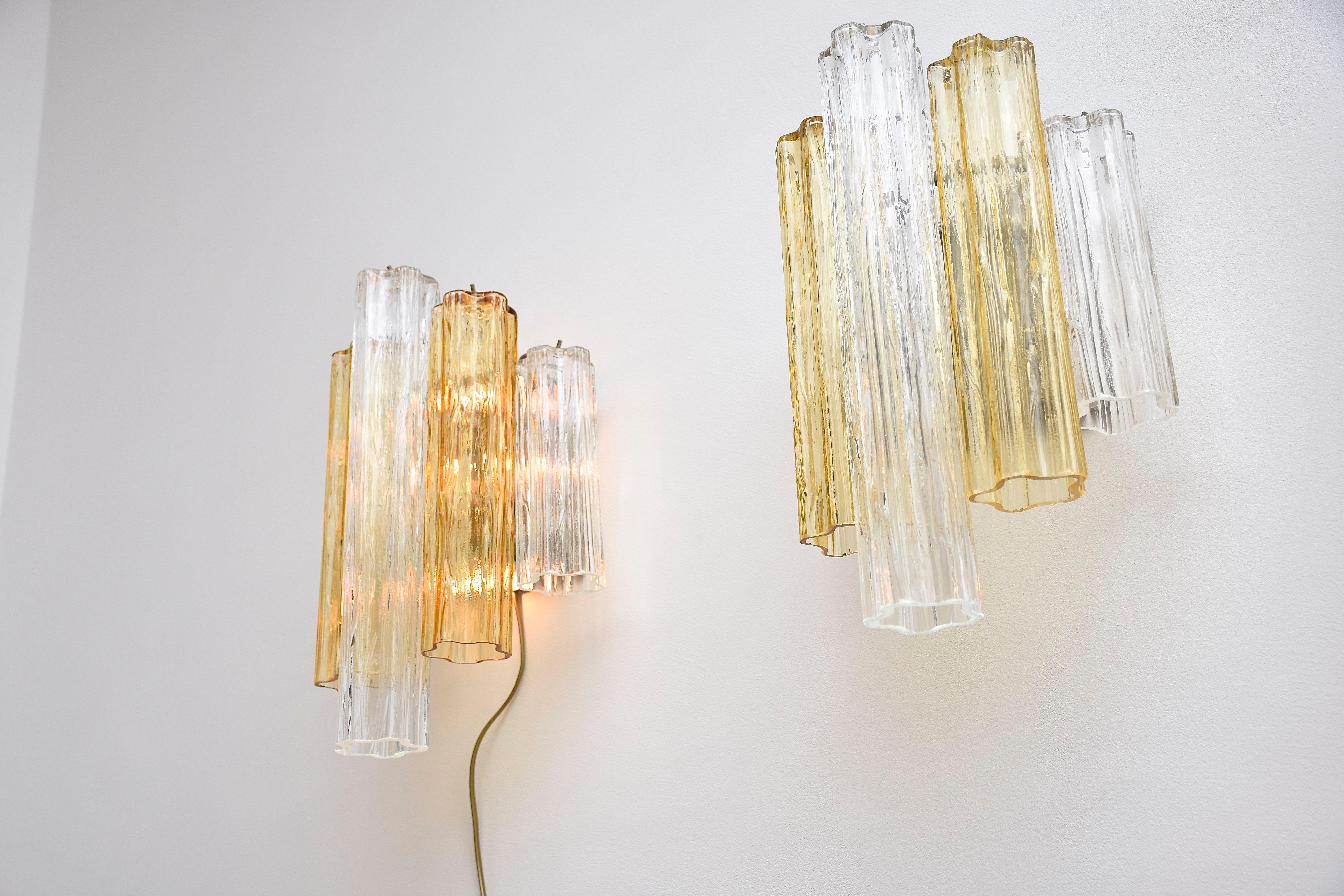 20th Century Pair of mid-century Italian wall sconces by Venini Murano For Sale