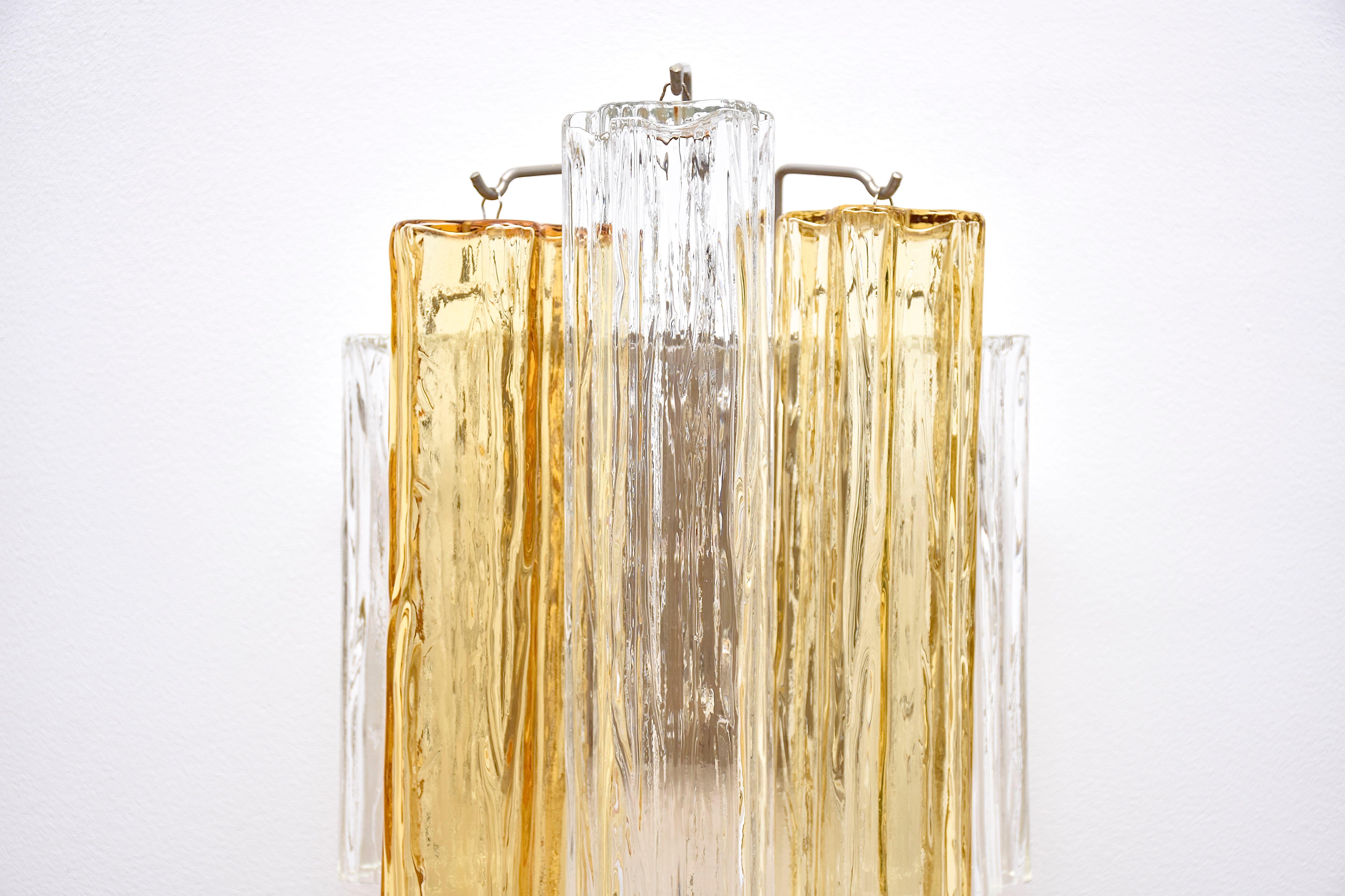 Pair of mid-century Italian  Murano wall sconces For Sale 1