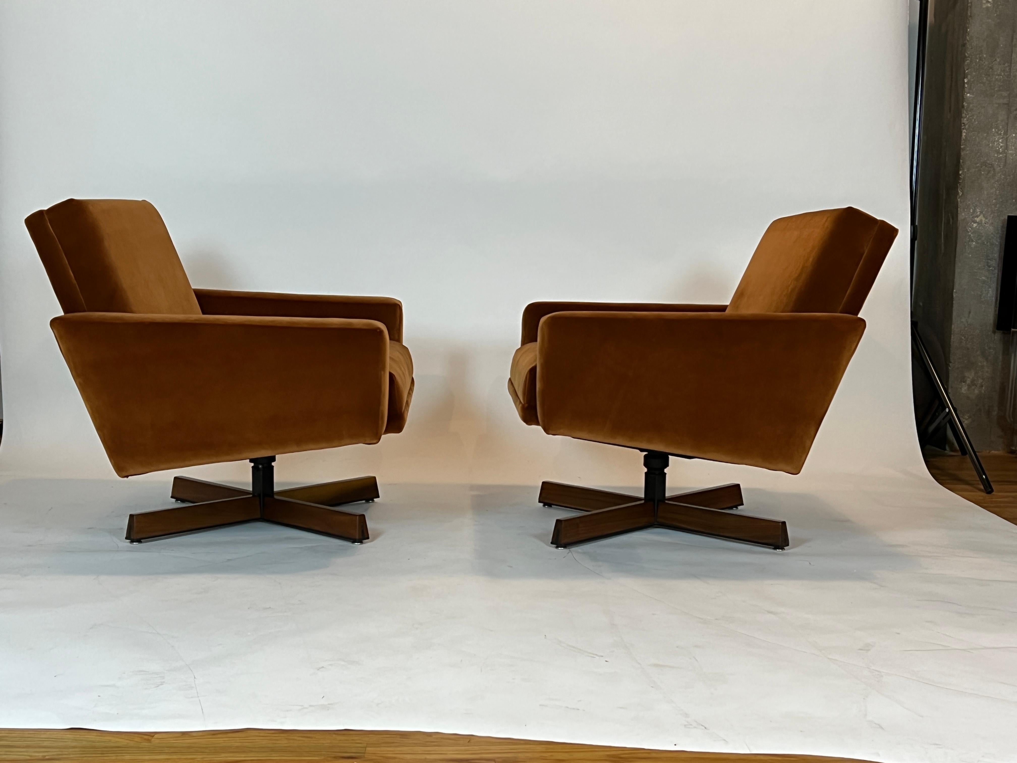 Pair of mid-century modern lounge chairs by John Stuart newly upholstered in a cognac color velvet.